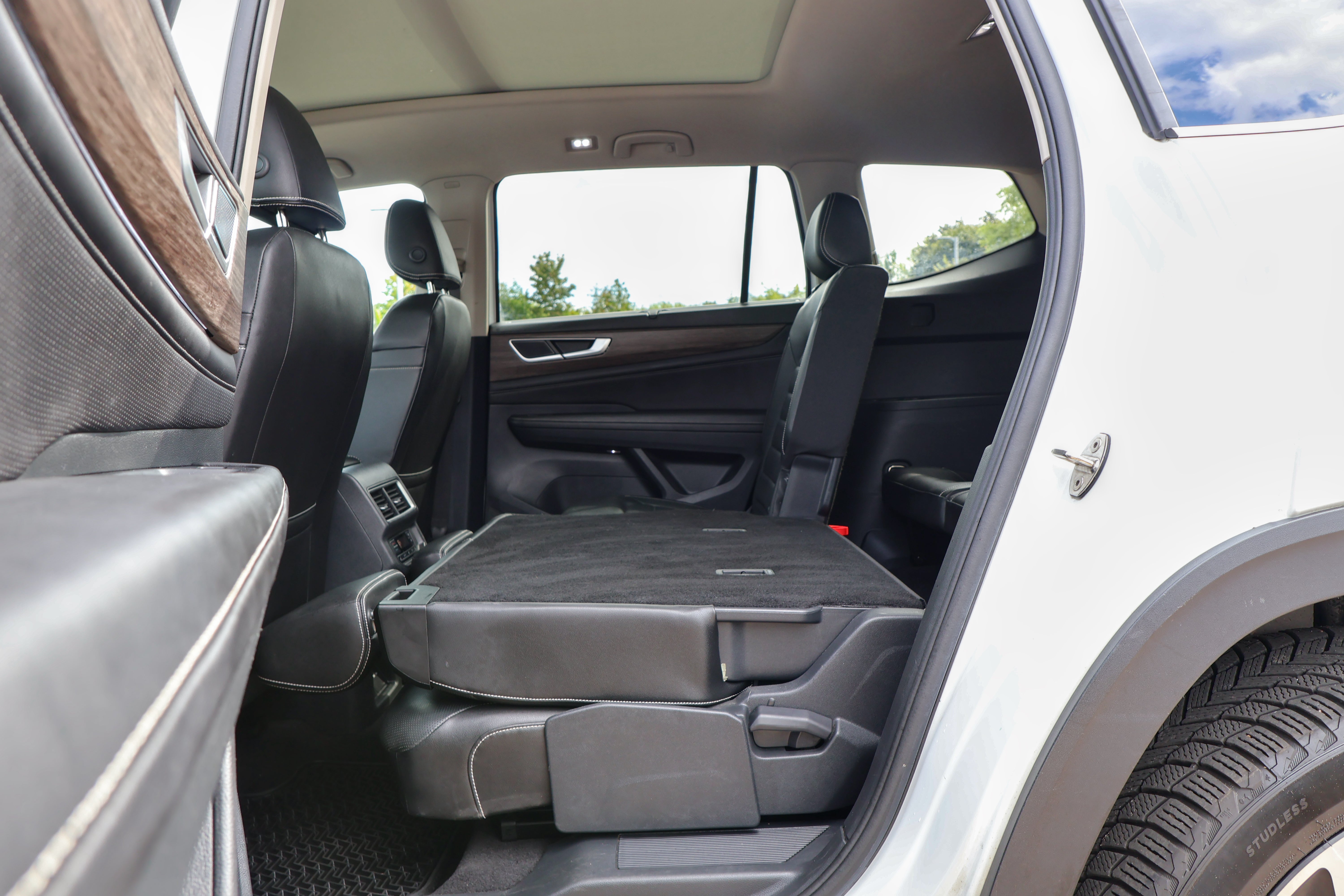 2024 Volkswagen Atlas 2.0T SEL