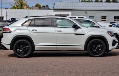 2026 Volkswagen Atlas Cross Sport SEL Premium R-Line
