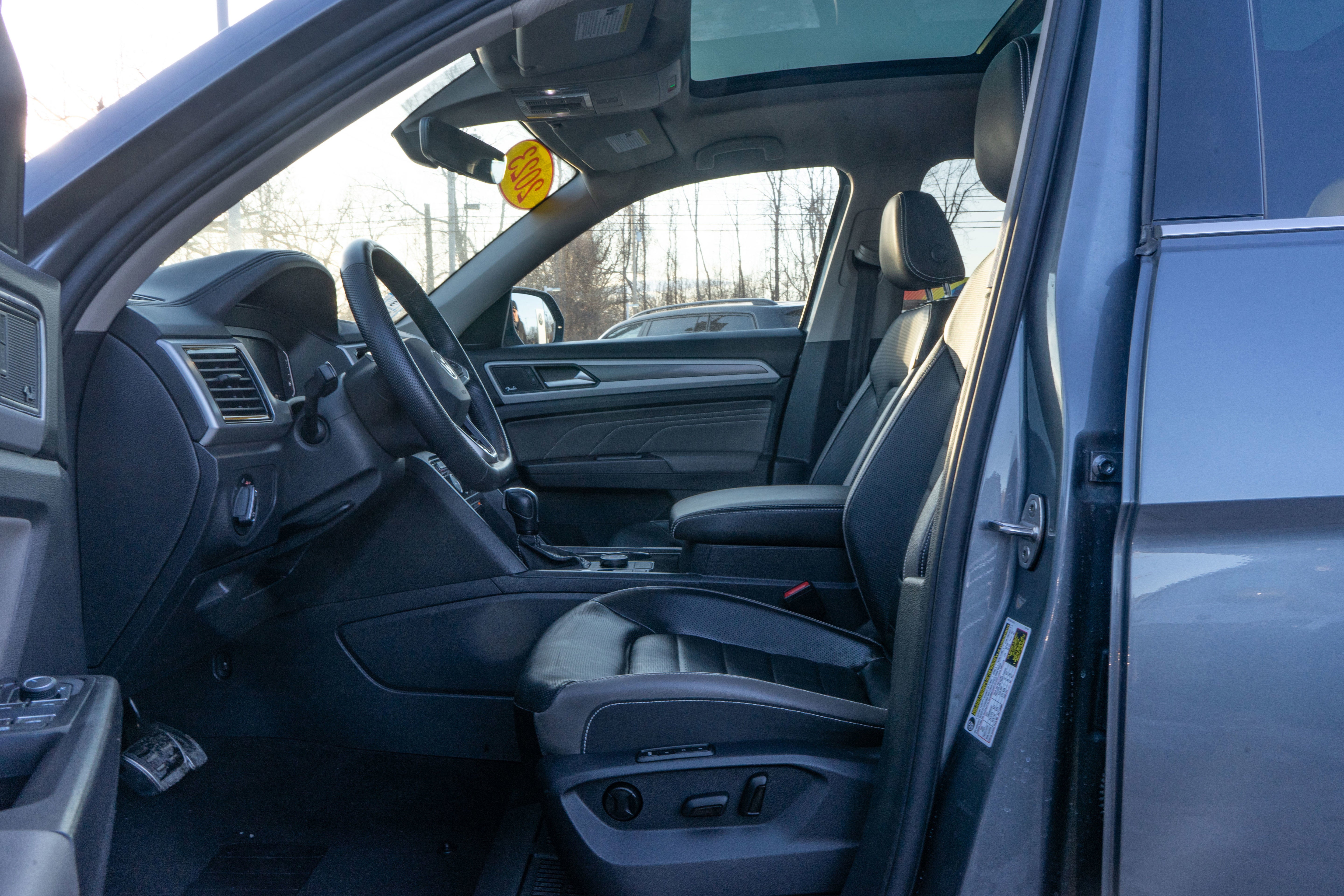 2023 Volkswagen Atlas 3.6L V6 SEL Premium R-Line