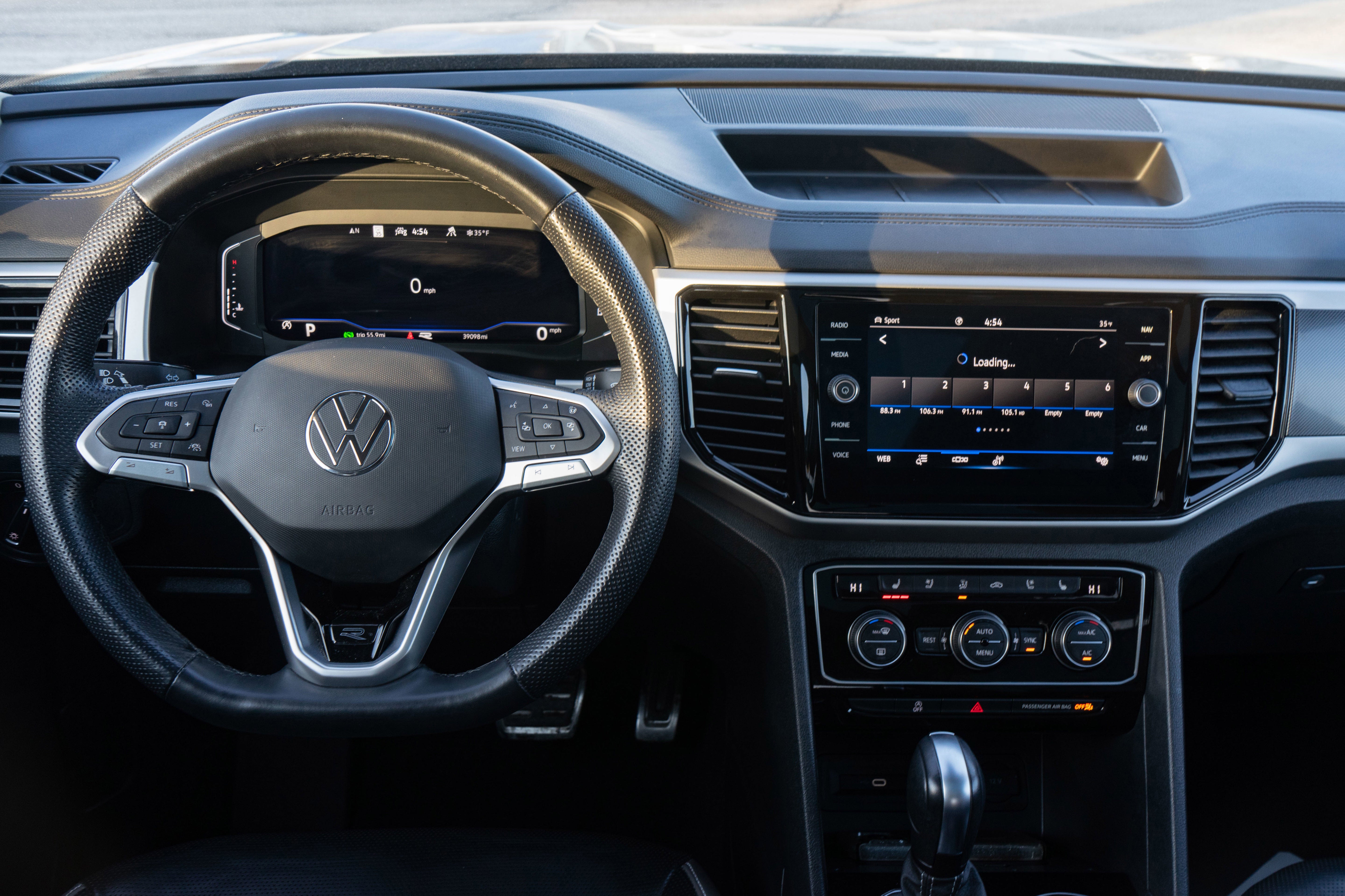 2023 Volkswagen Atlas 3.6L V6 SEL Premium R-Line