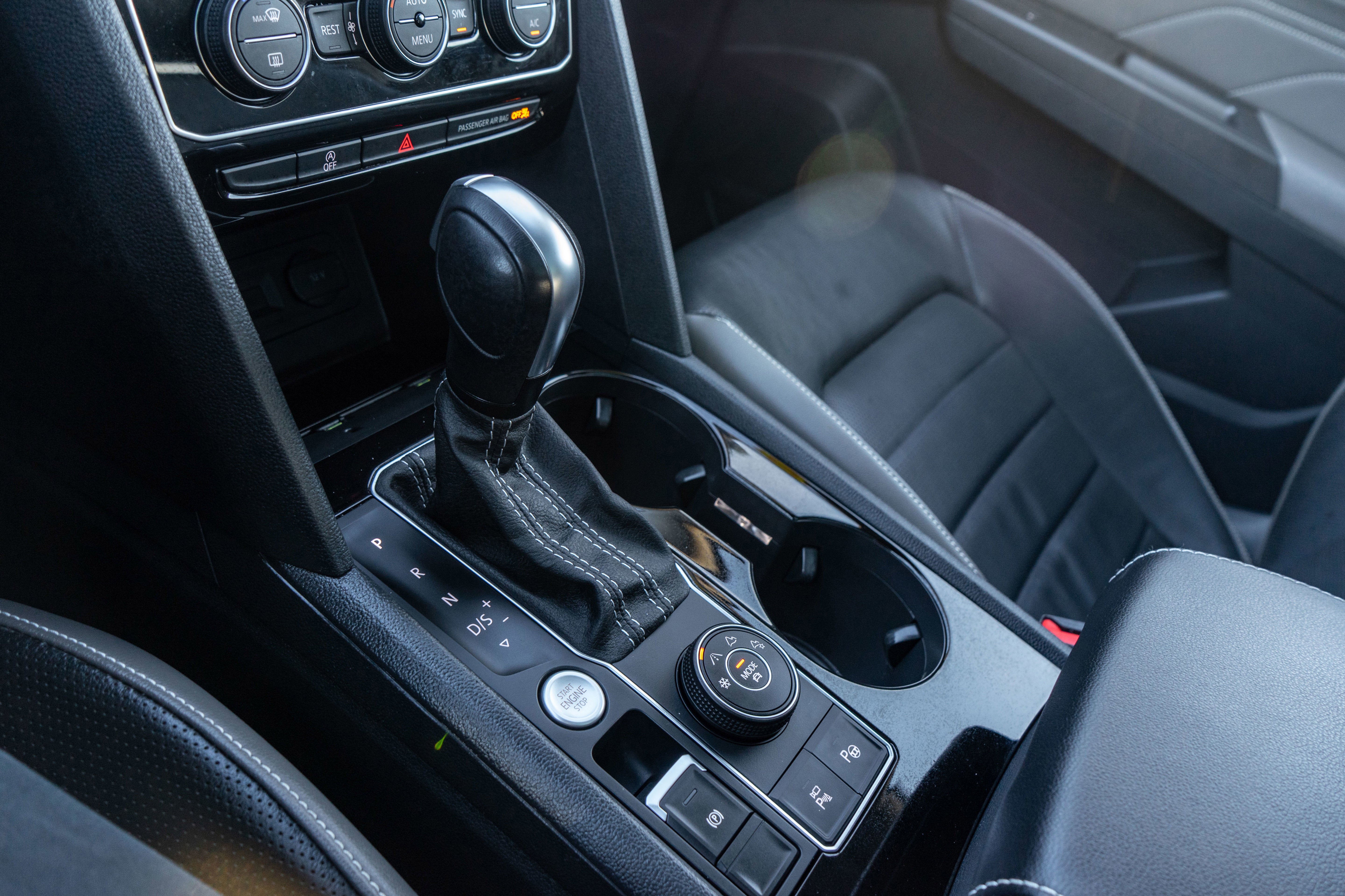 2023 Volkswagen Atlas 3.6L V6 SEL Premium R-Line