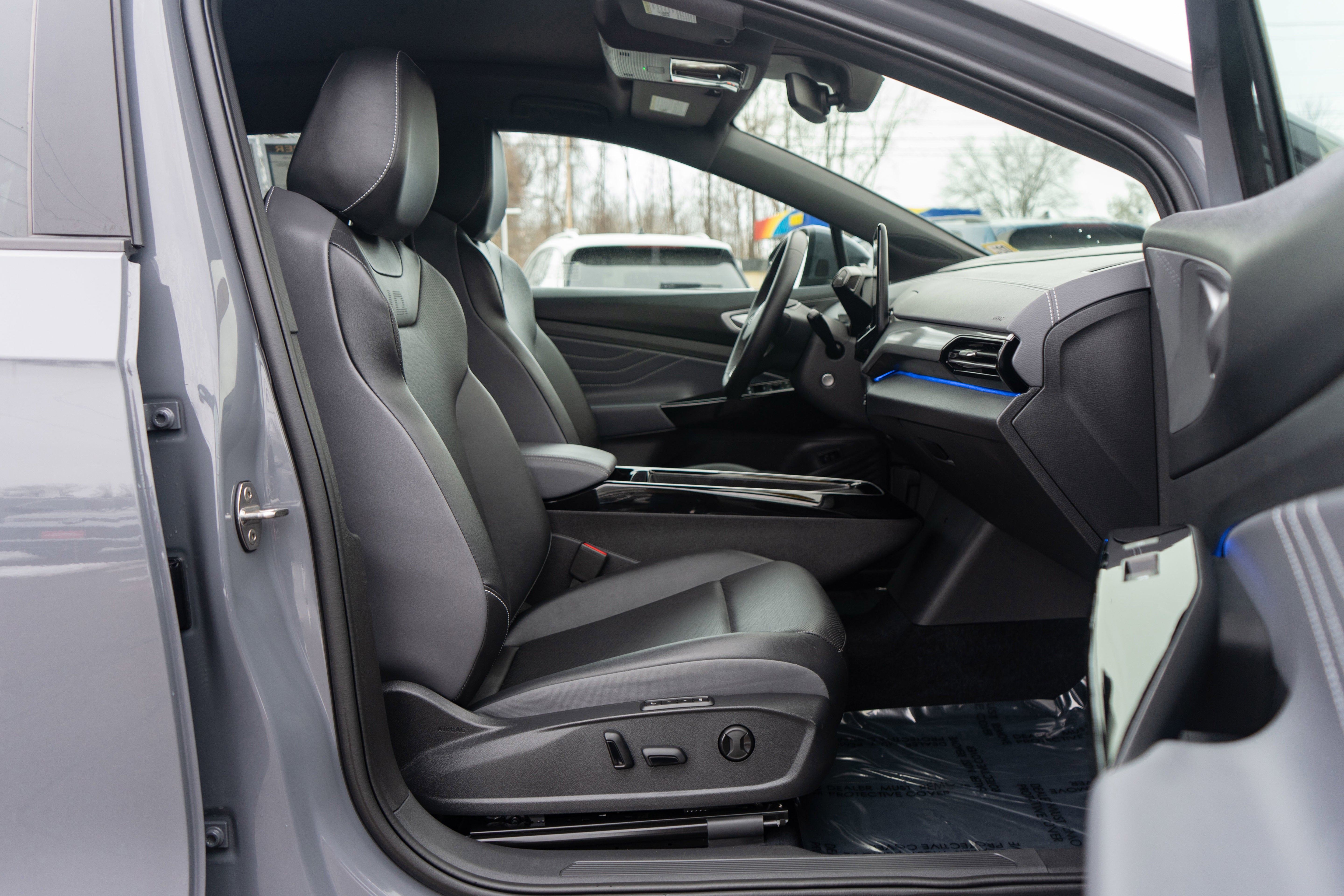 2023 Volkswagen ID.4 Base