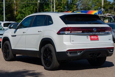 2026 Volkswagen Atlas Cross Sport SE with Technology