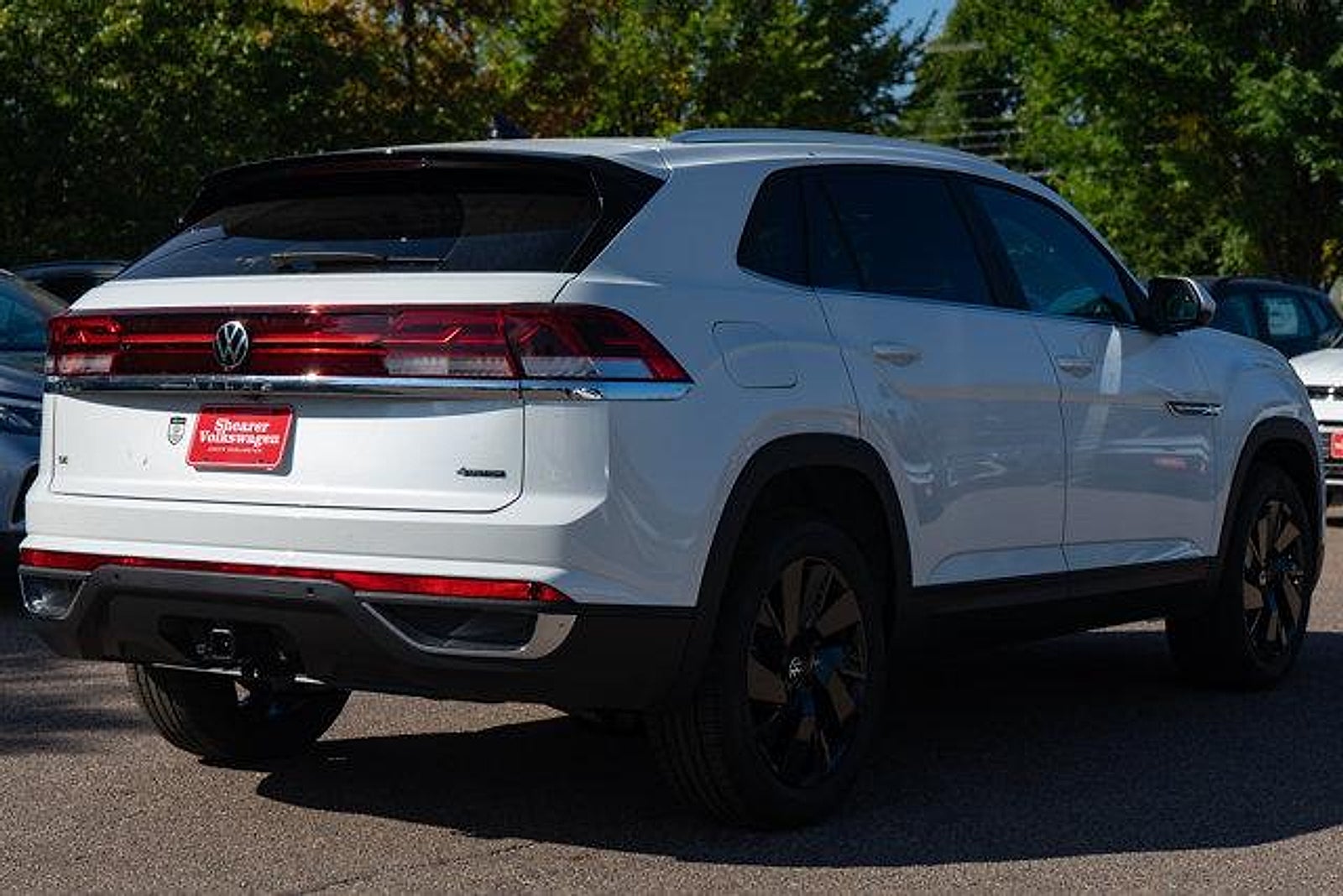 2026 Volkswagen Atlas Cross Sport SE with Technology