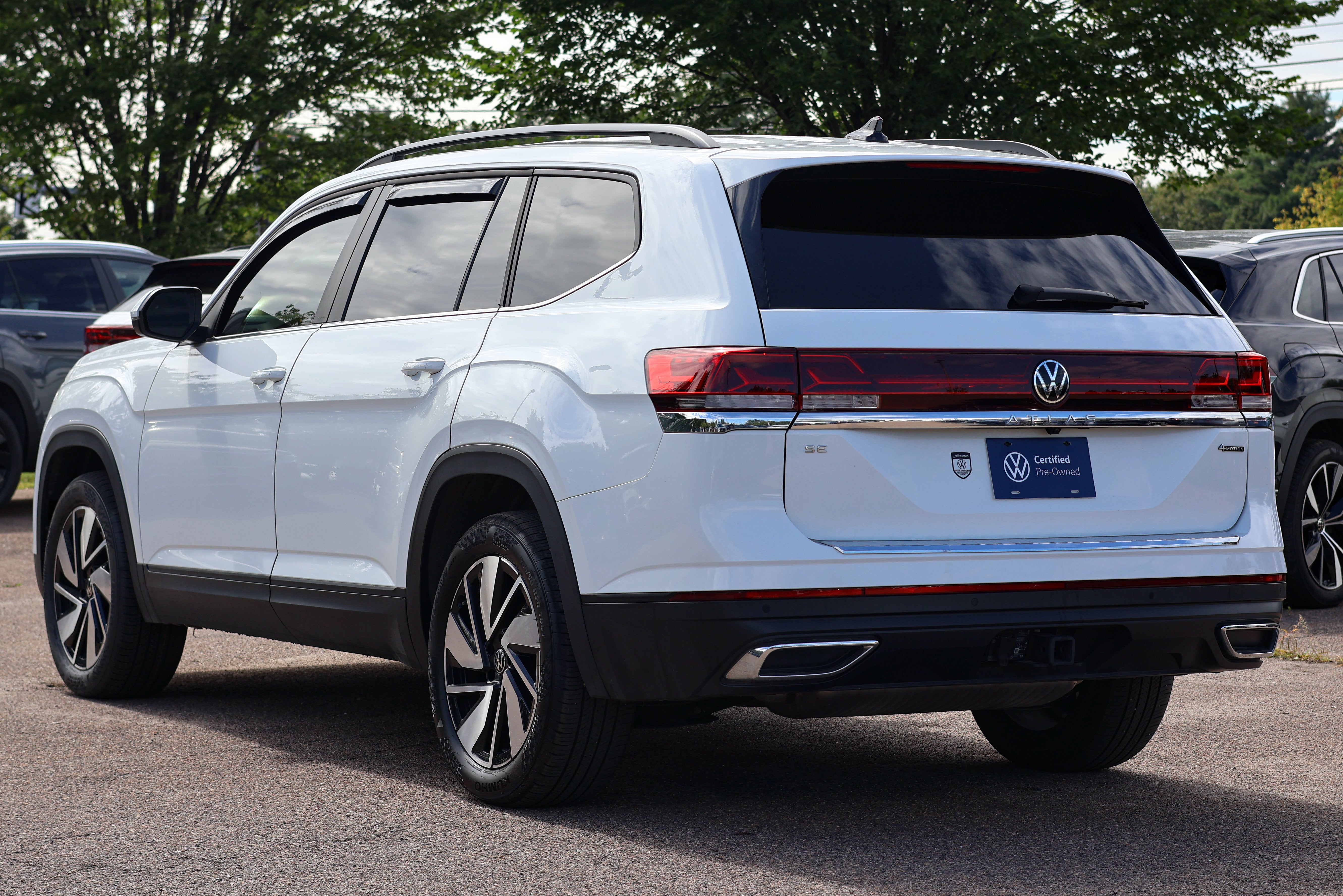 2024 Volkswagen Atlas 2.0T SE w/Technology