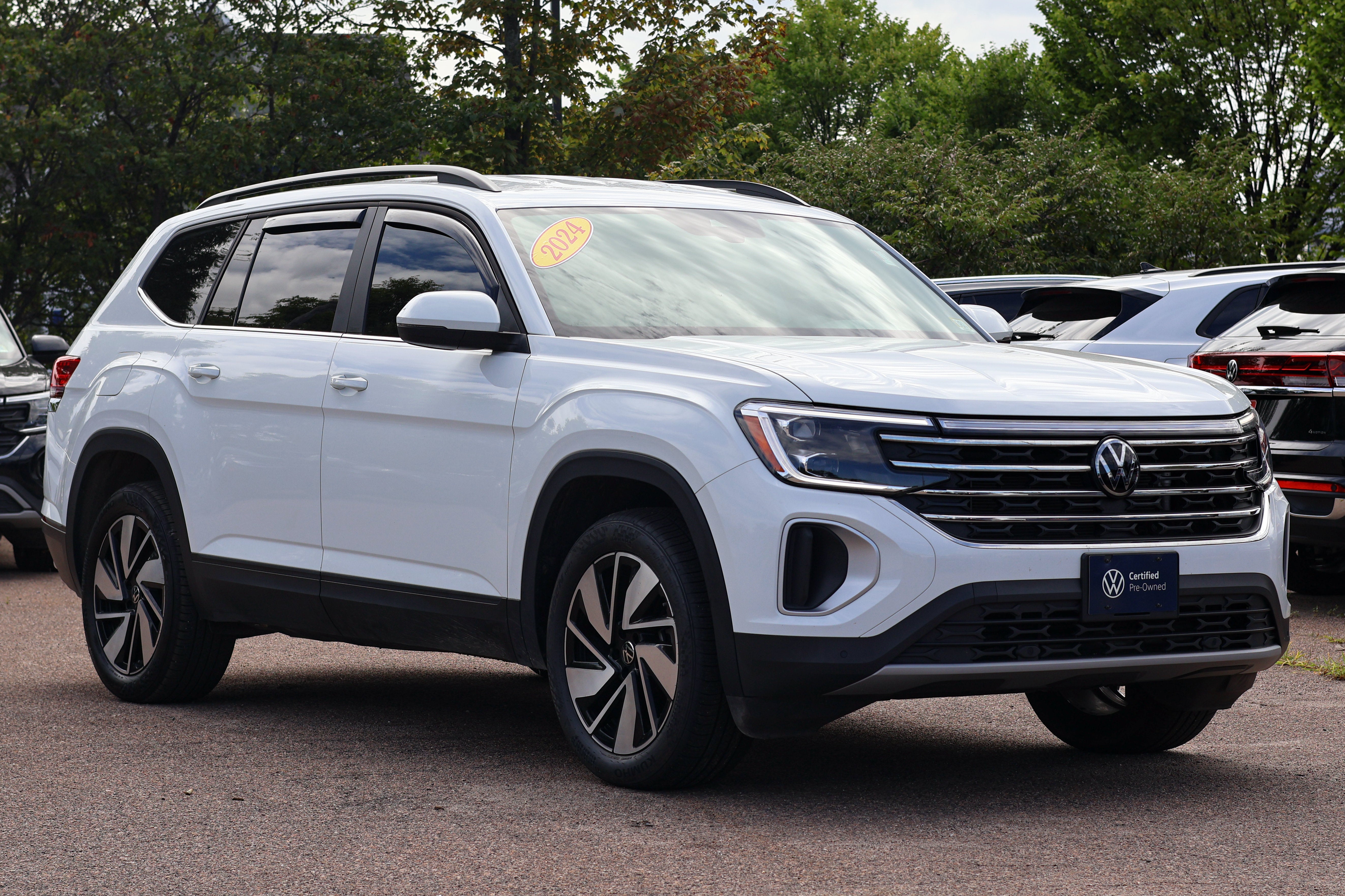 2024 Volkswagen Atlas 2.0T SE w/Technology