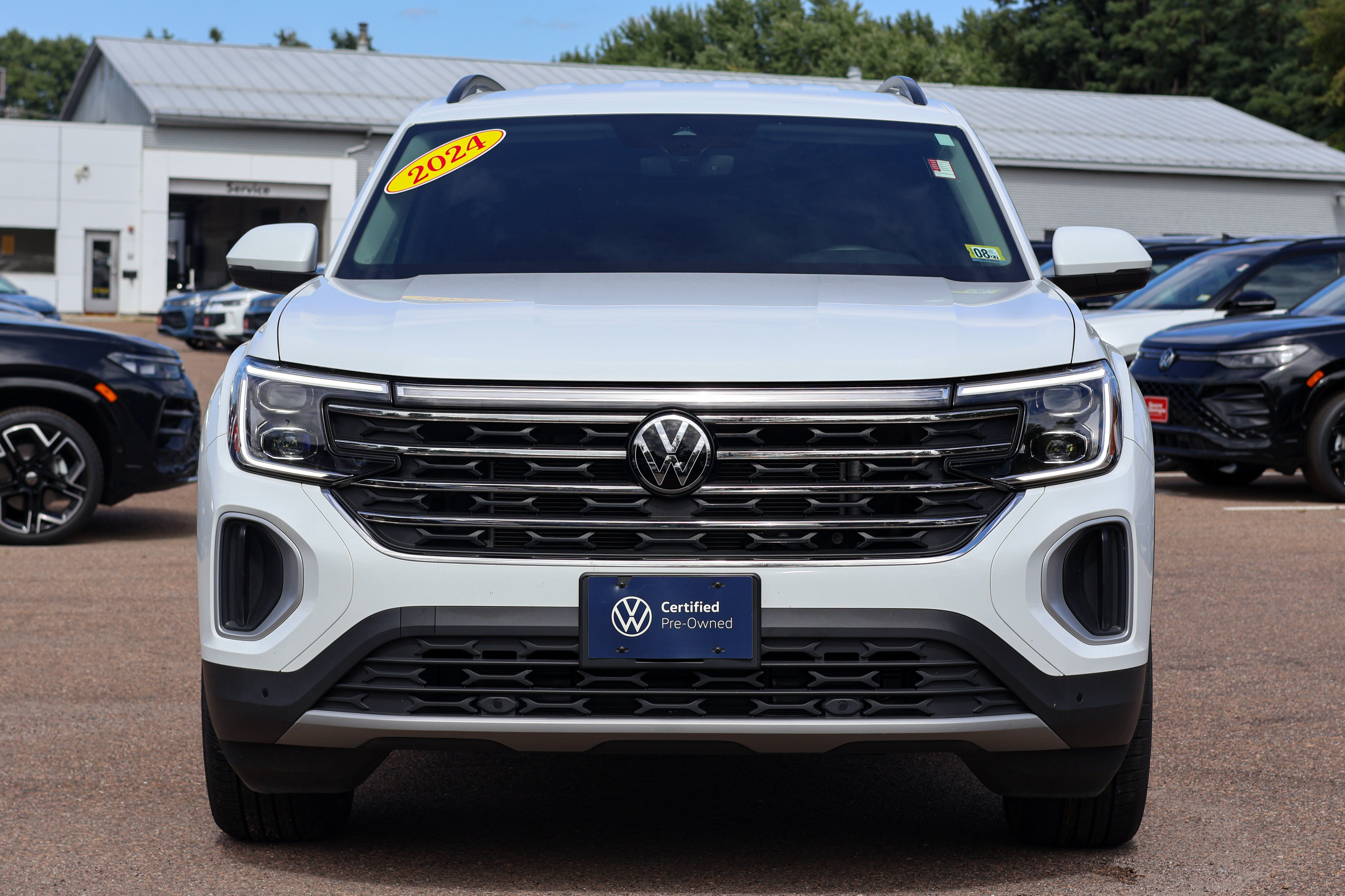 2024 Volkswagen Atlas 2.0T SE w/Technology