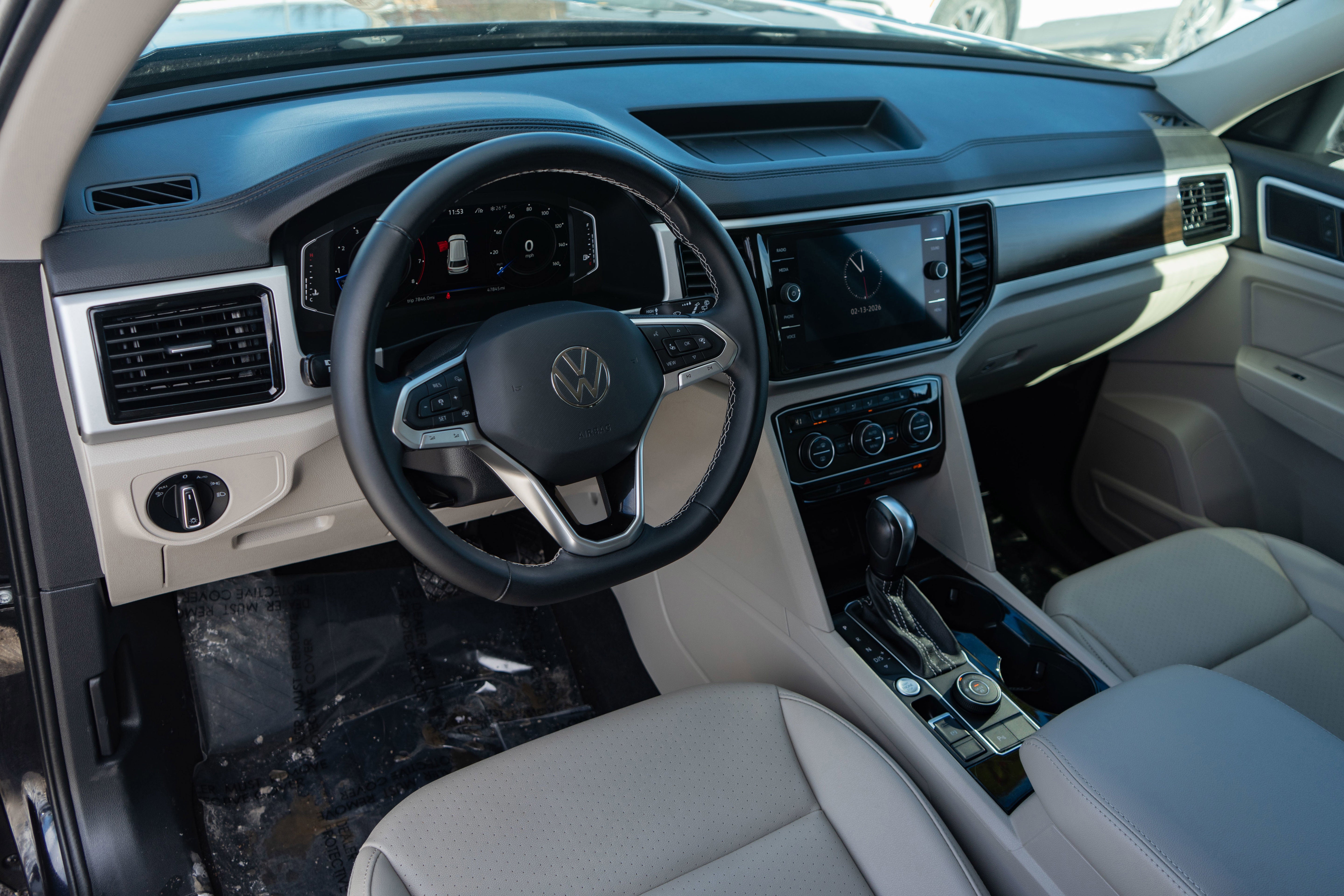 2022 Volkswagen Atlas 3.6L V6 SE w/Technology