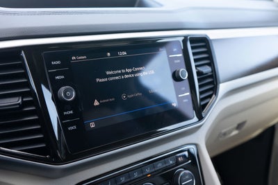 2022 Volkswagen Atlas 3.6L V6 SE w/Technology