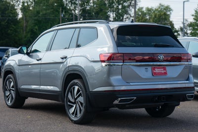 2026 Volkswagen Atlas SE with Technology