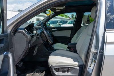 2020 Volkswagen Tiguan SE R-Line Black