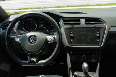 2020 Volkswagen Tiguan SE R-Line Black