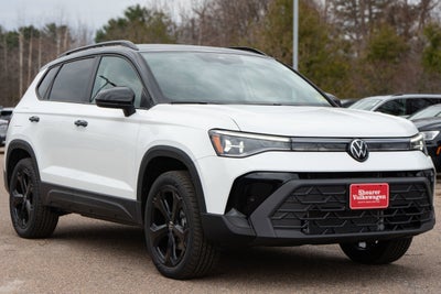 2026 Volkswagen Taos SE Black