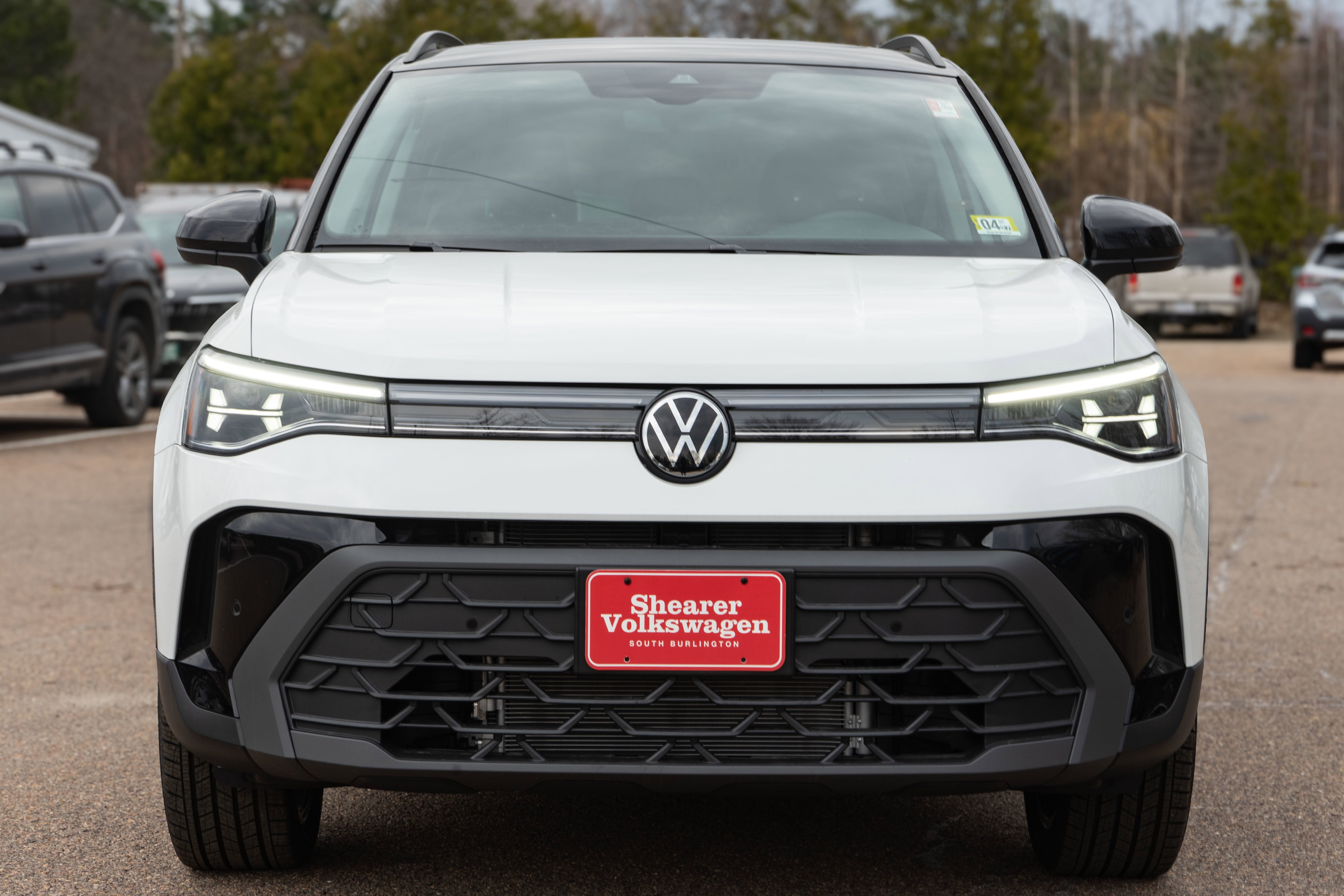 2026 Volkswagen Taos SE Black