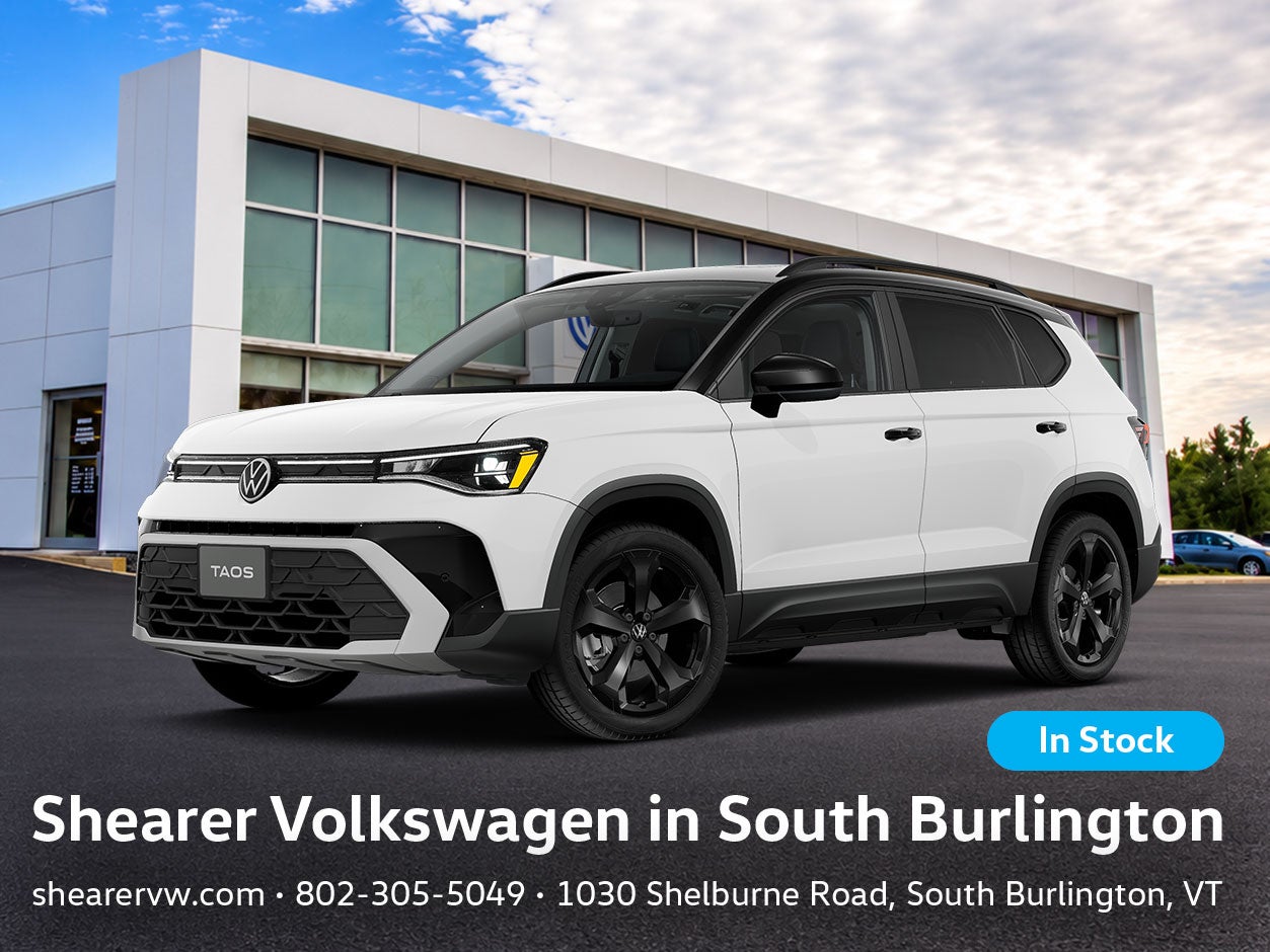 2027 Volkswagen Taos SE Black