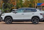 2027 Volkswagen Taos SE Black
