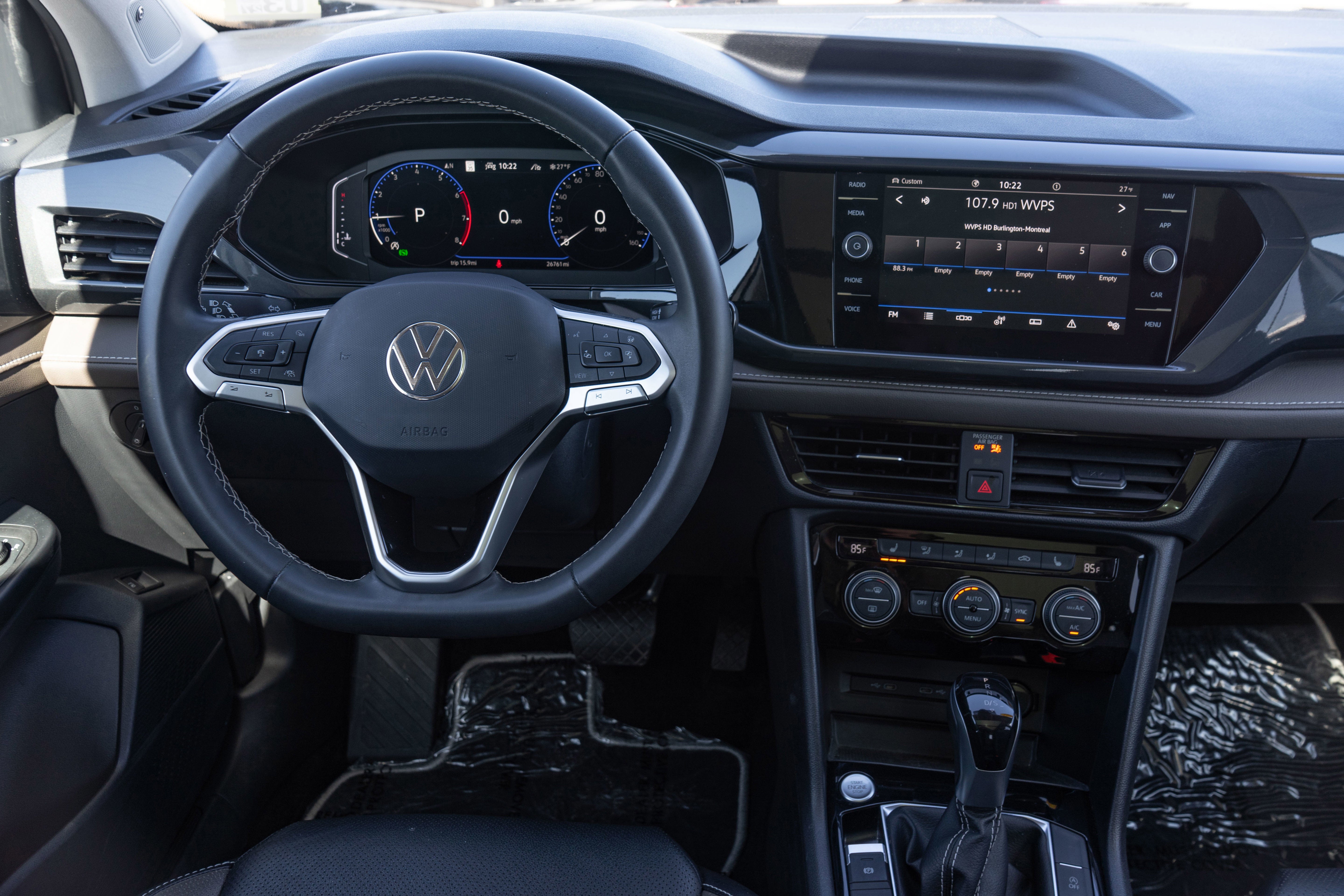 2023 Volkswagen Taos SEL