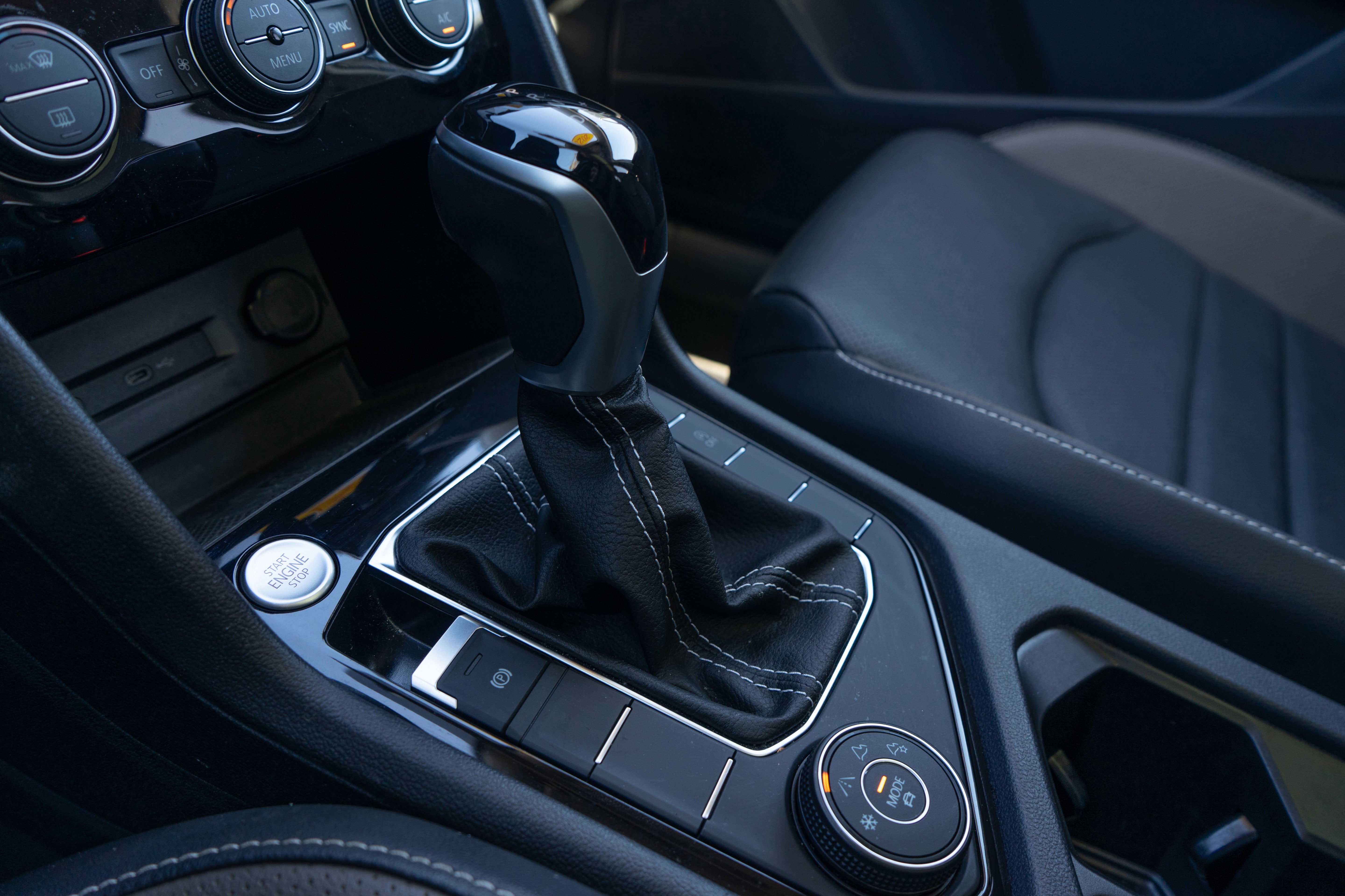 2023 Volkswagen Taos SEL