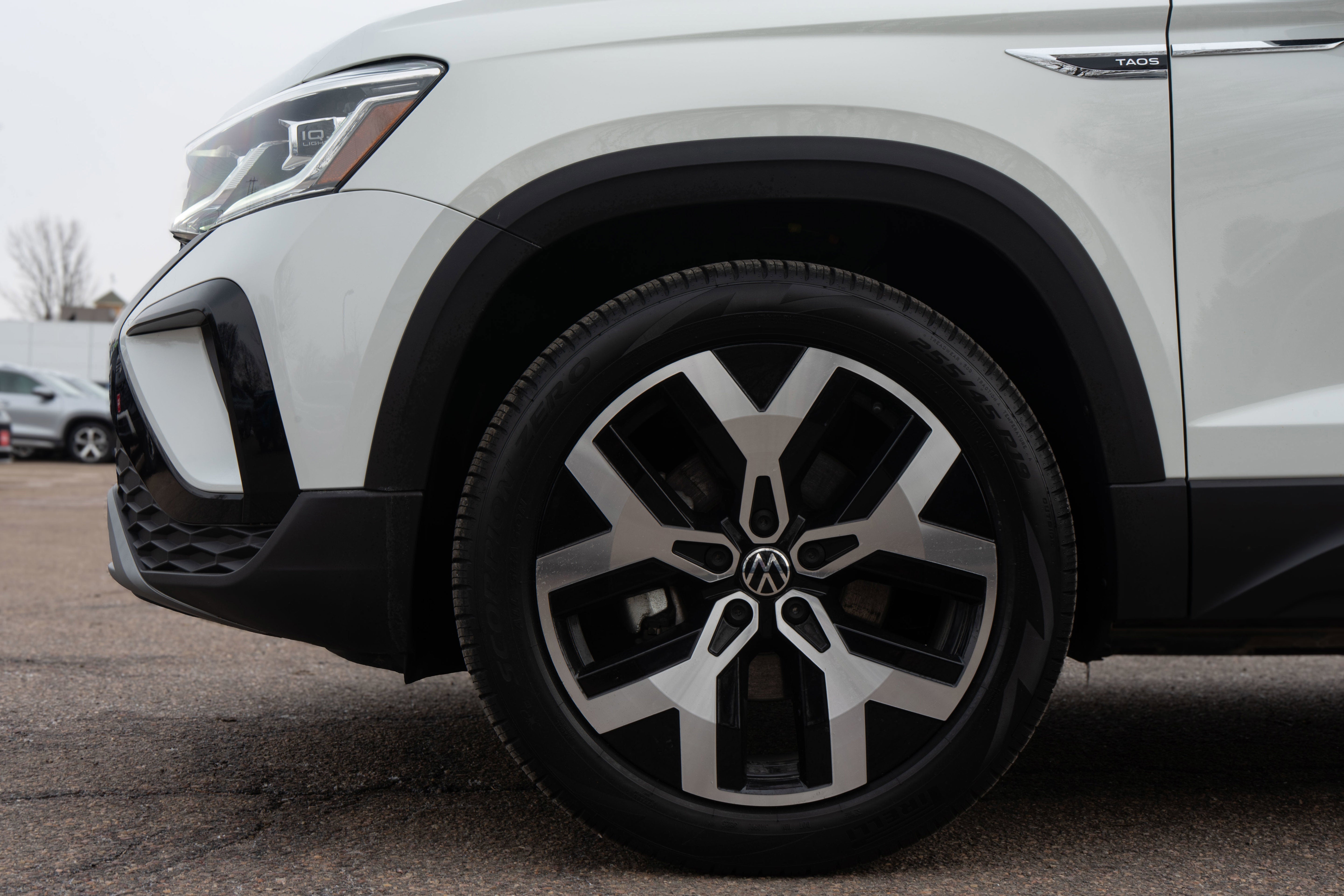 2023 Volkswagen Taos SEL