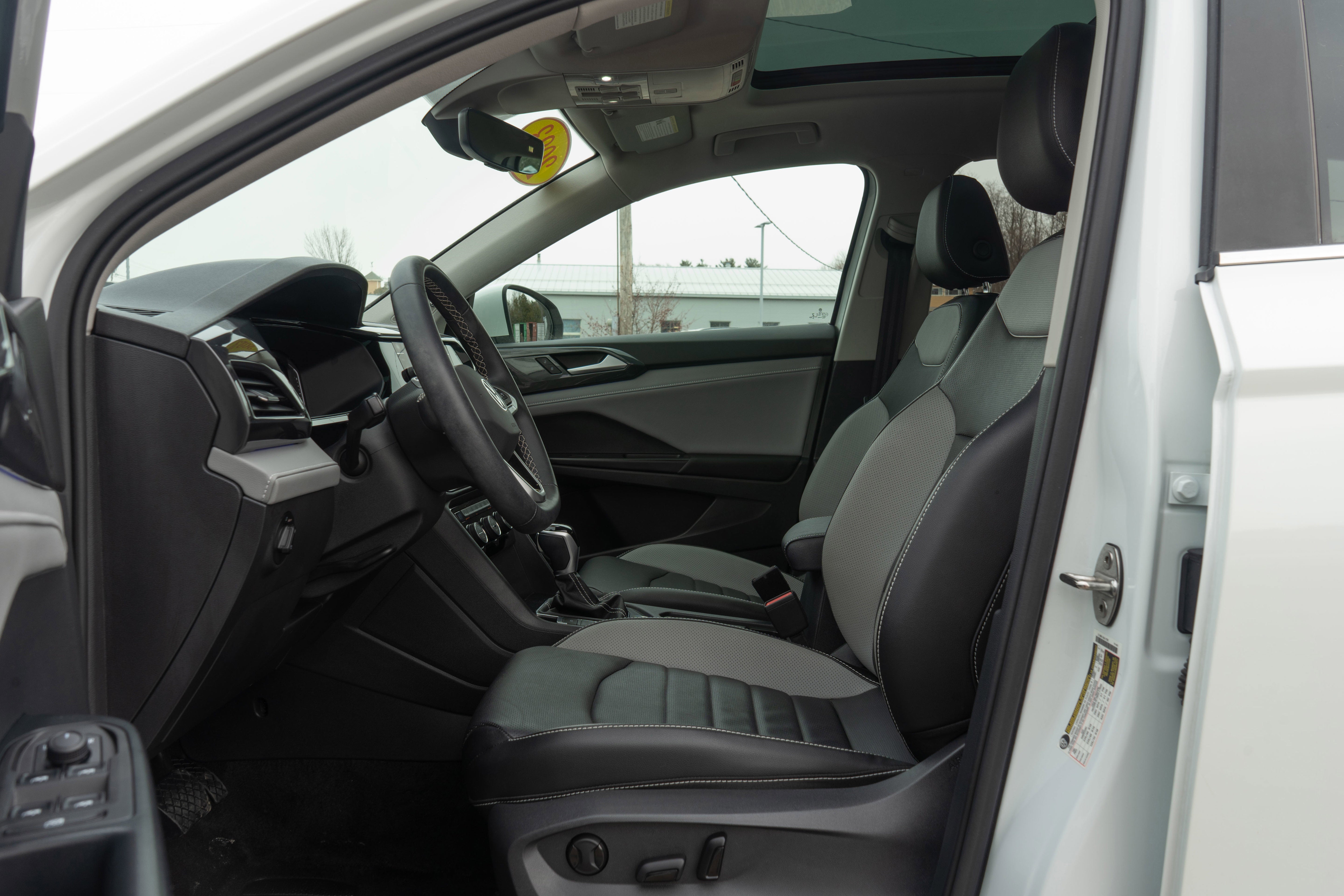 2023 Volkswagen Taos SEL