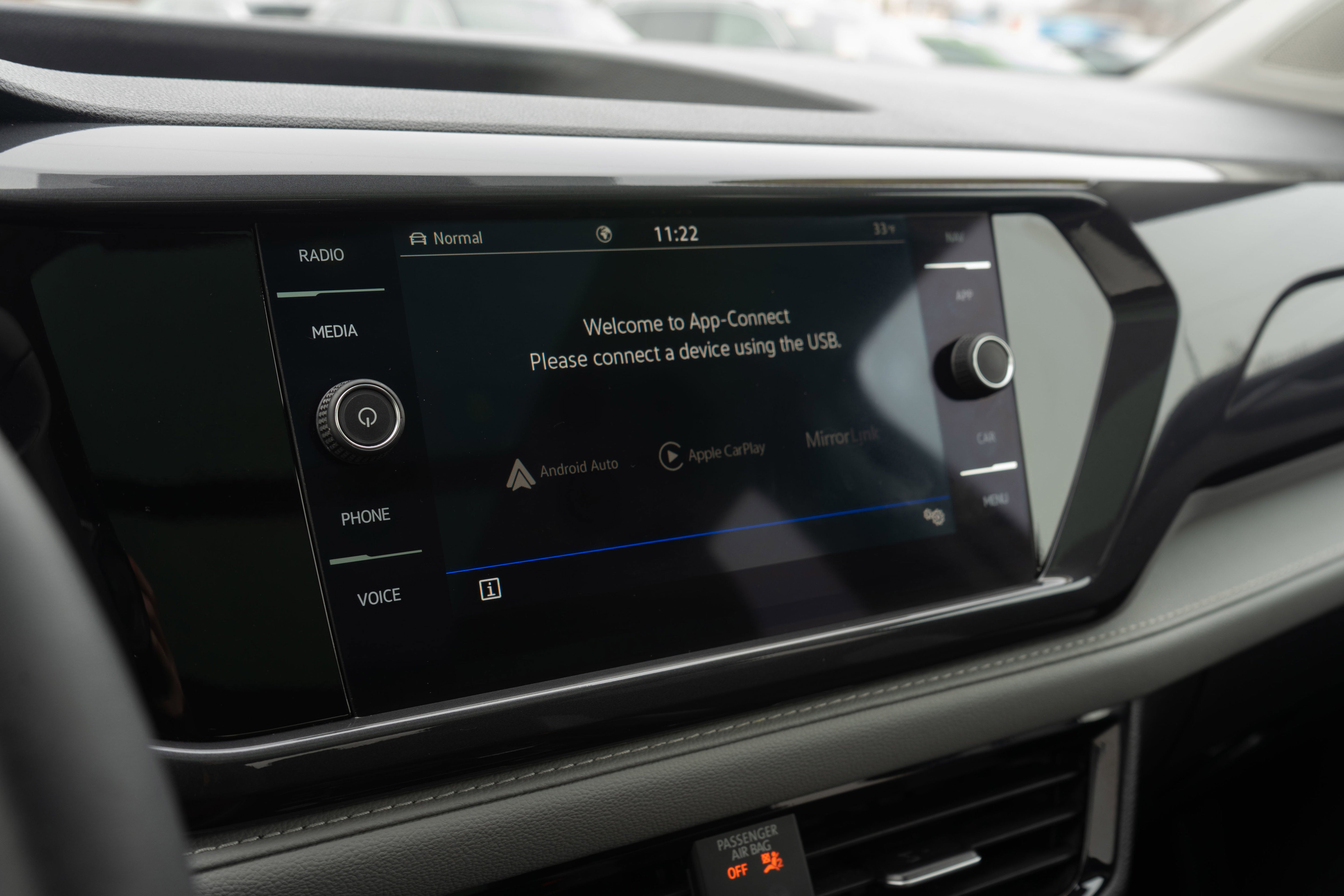 2023 Volkswagen Taos SEL