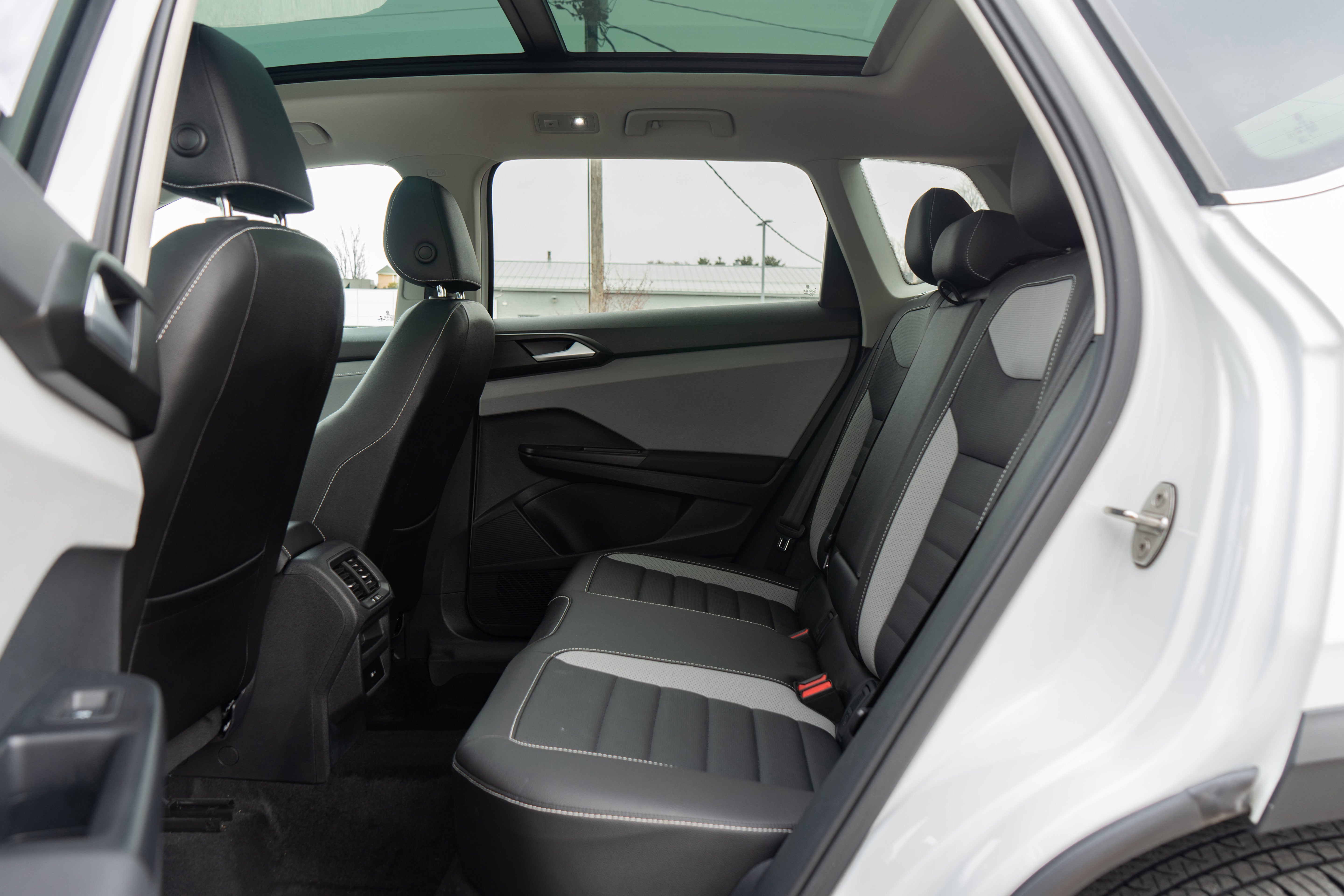 2023 Volkswagen Taos SEL