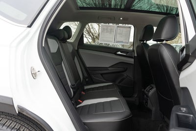 2023 Volkswagen Taos SEL