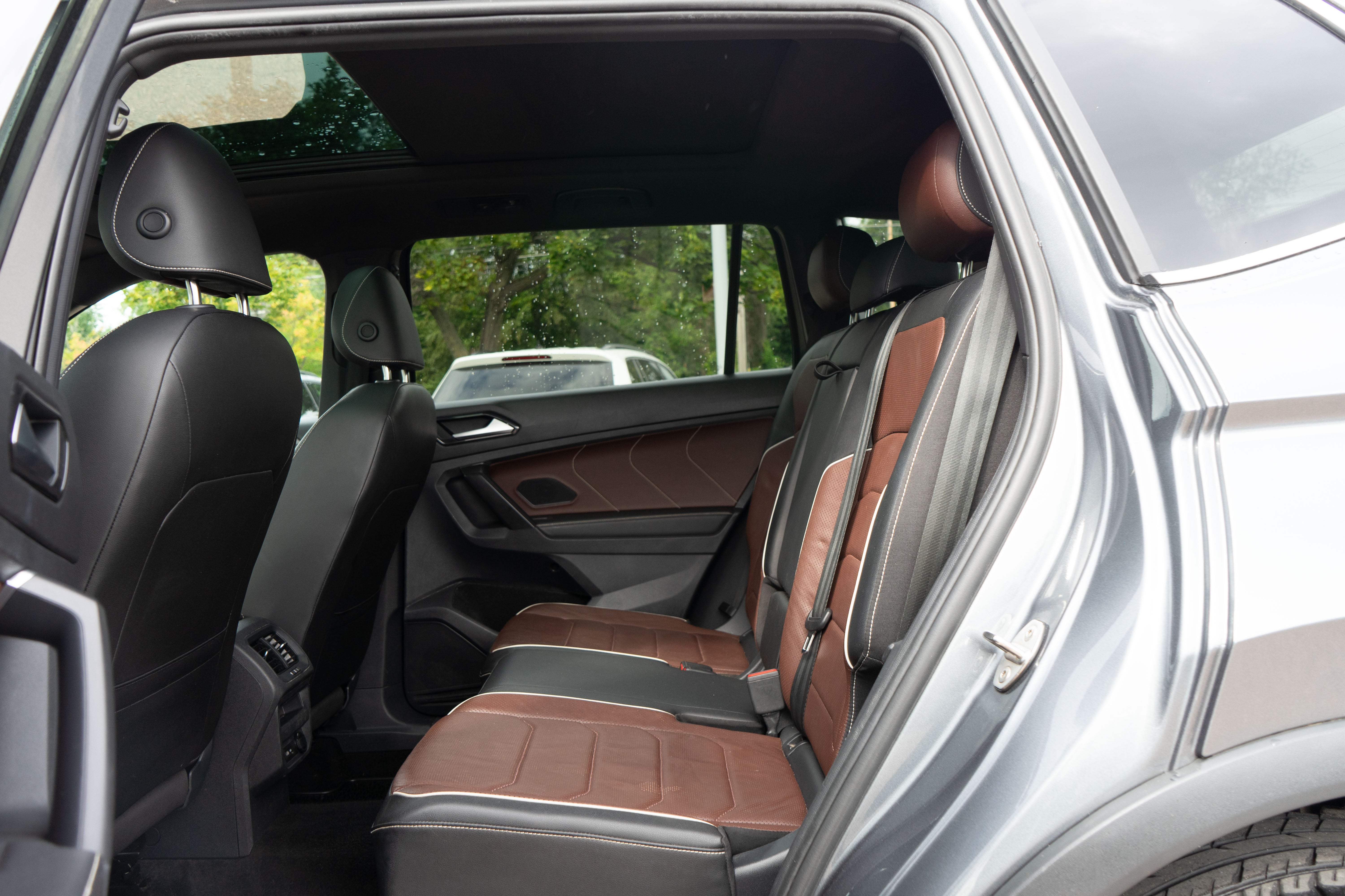 2023 Volkswagen Tiguan 2.0T SEL R-Line