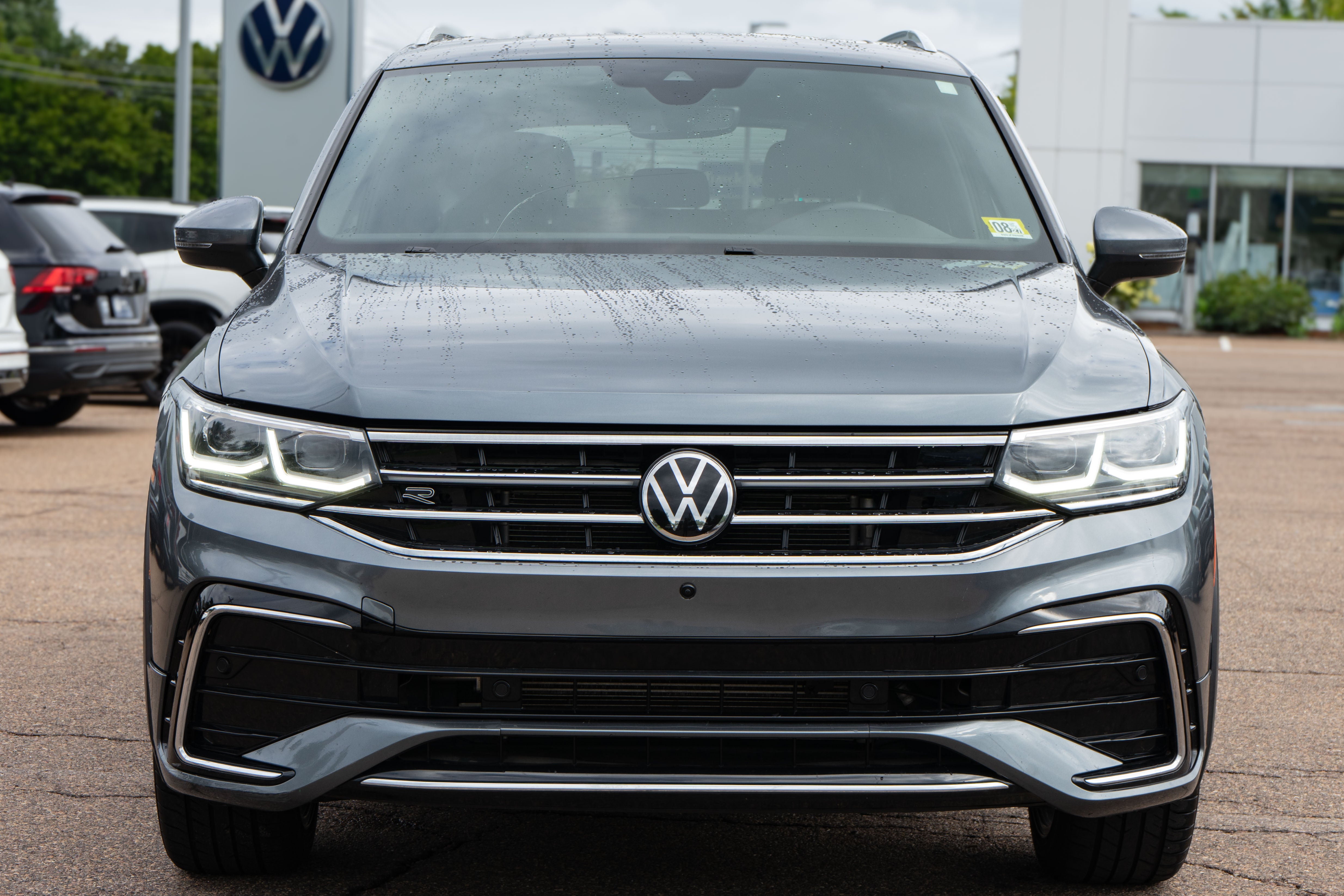 2023 Volkswagen Tiguan 2.0T SEL R-Line