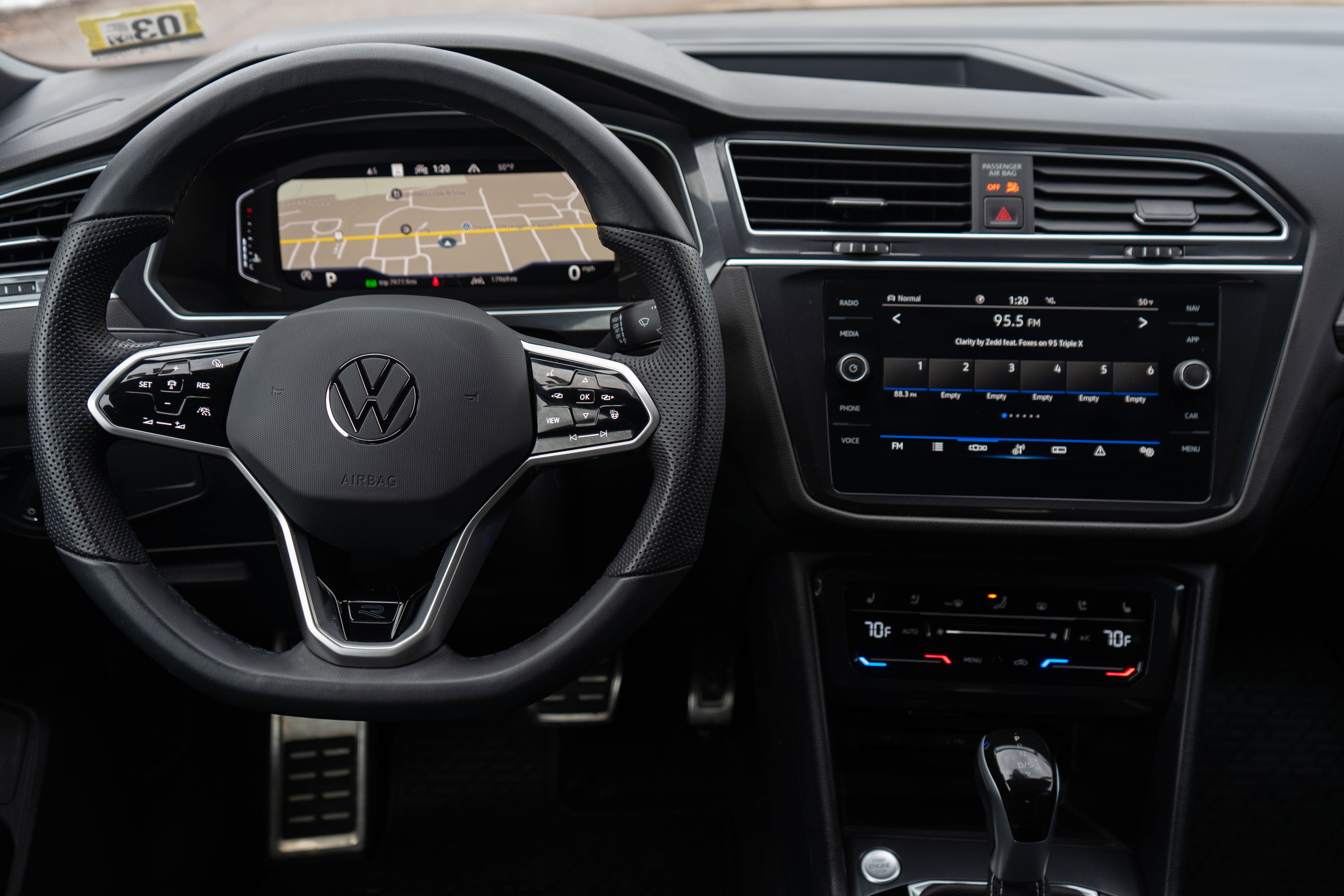 2024 Volkswagen Tiguan SEL R-Line