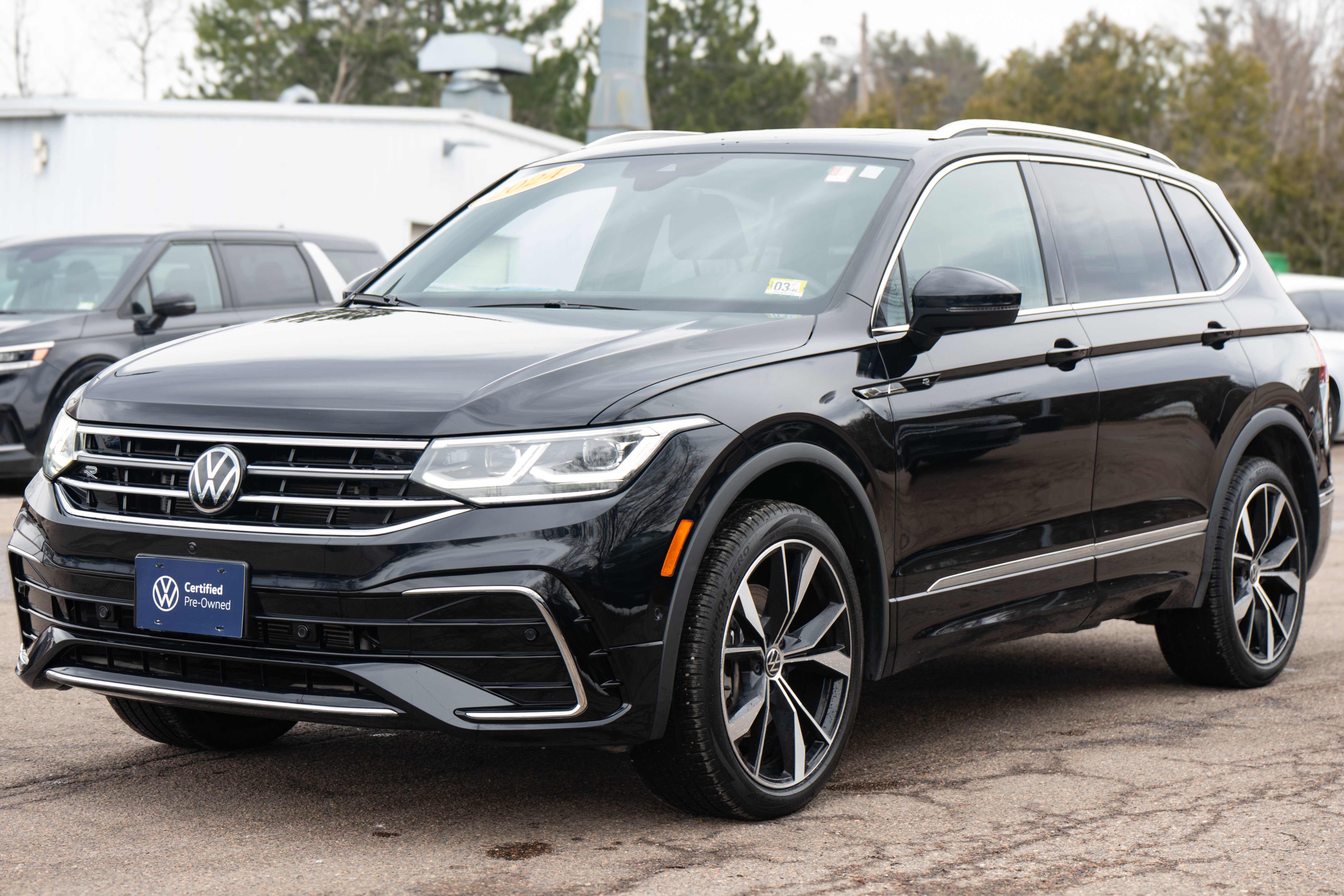 2024 Volkswagen Tiguan SEL R-Line