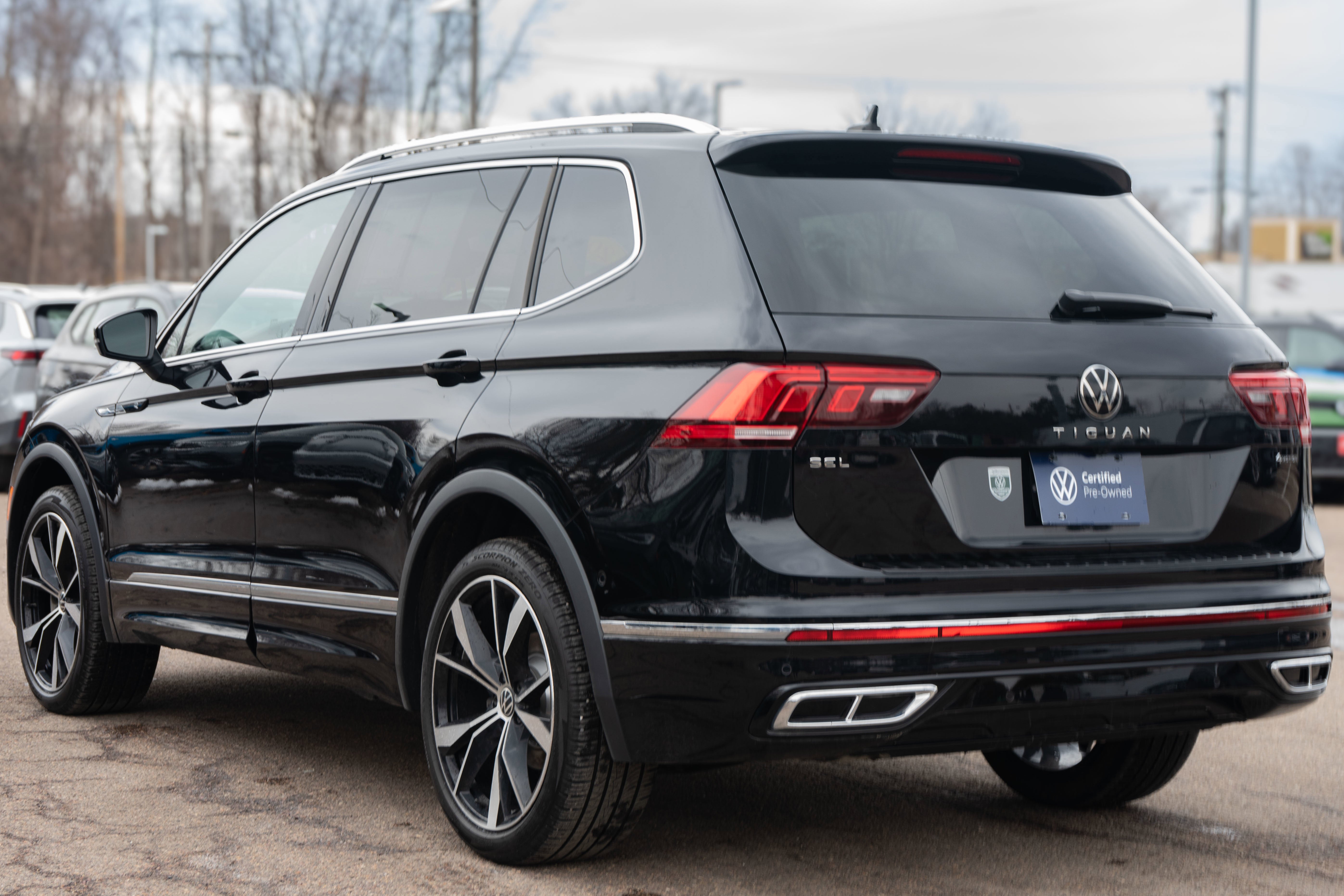 2024 Volkswagen Tiguan SEL R-Line