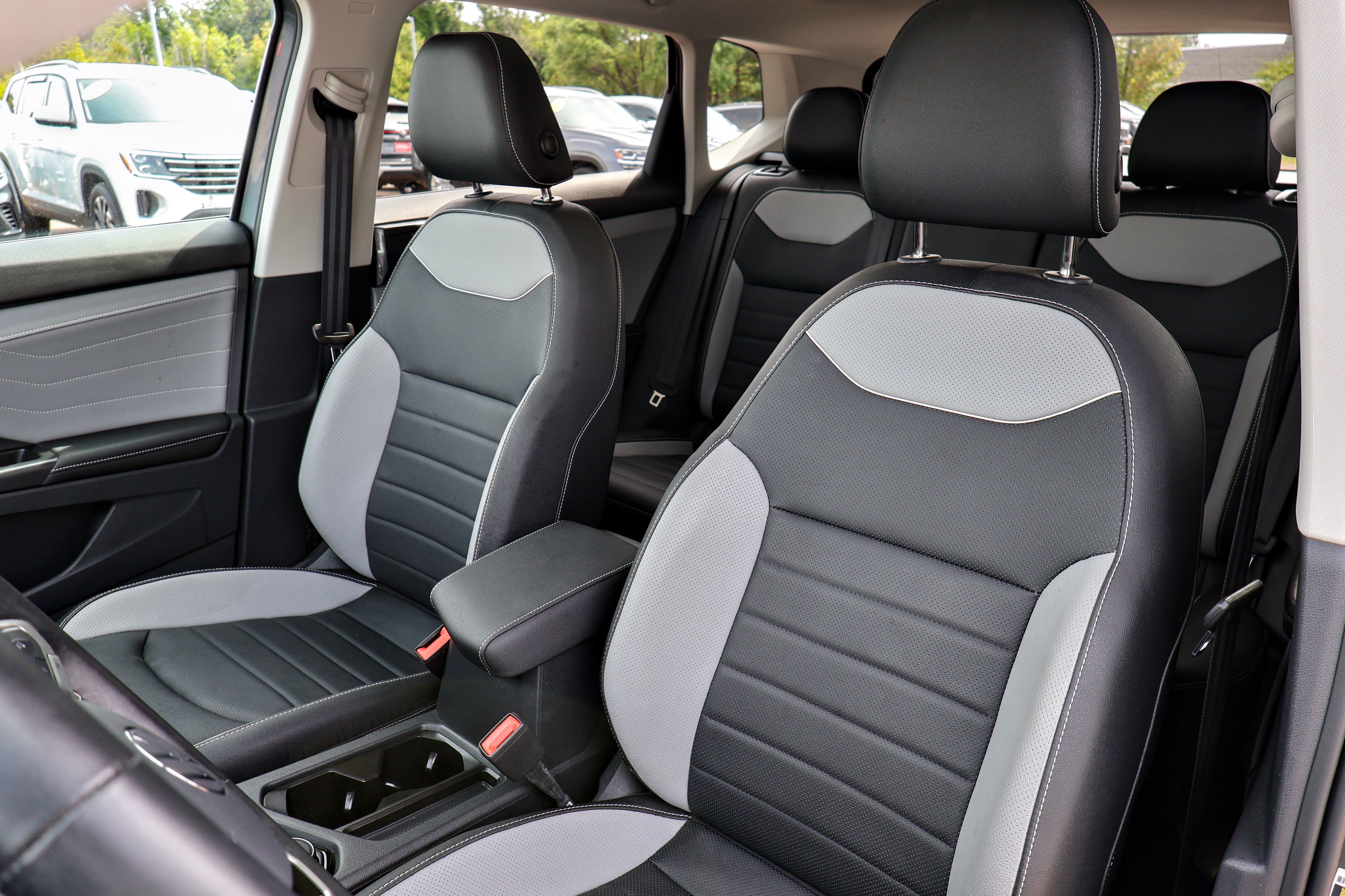 2024 Volkswagen Taos 1.5T SEL