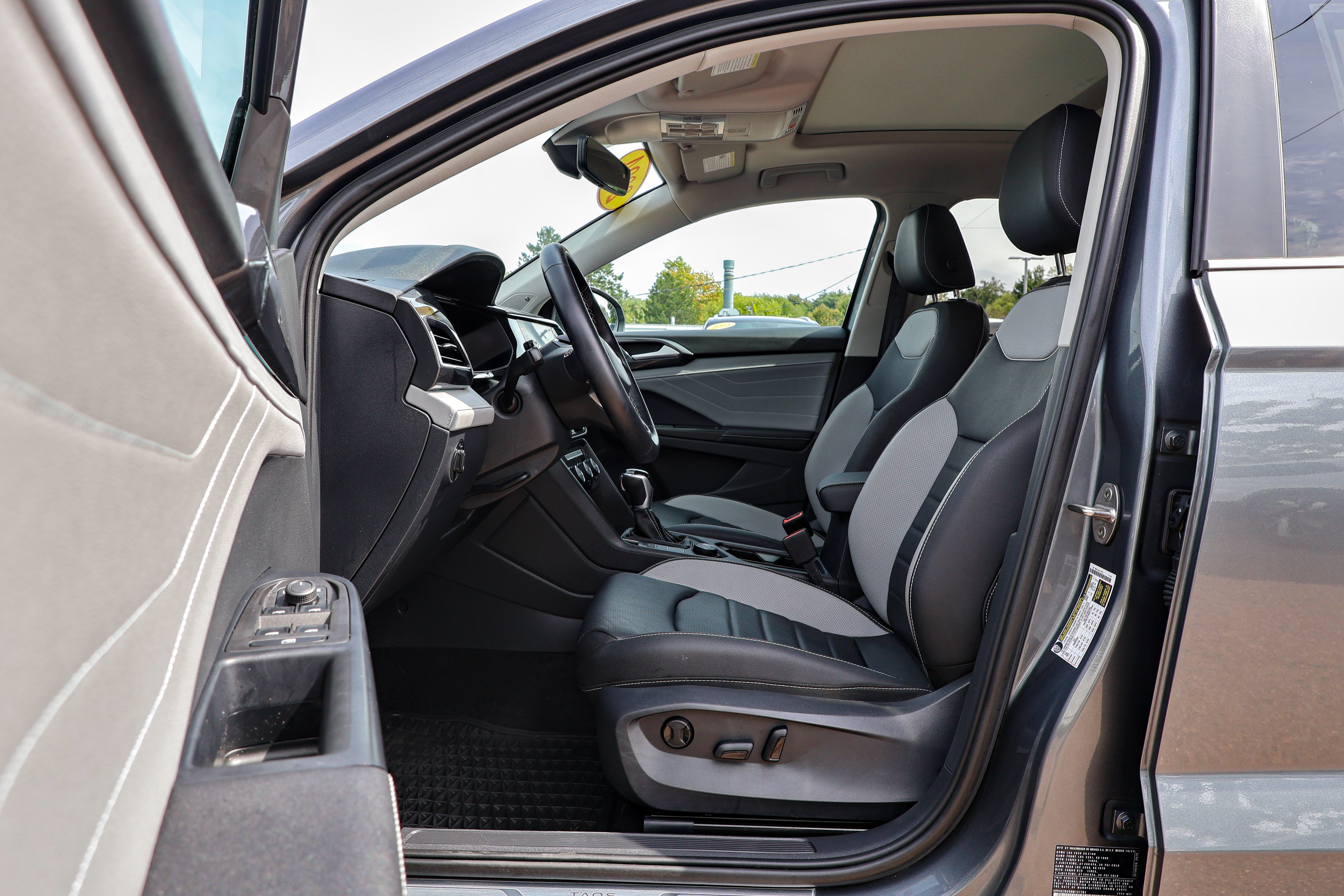 2024 Volkswagen Taos 1.5T SEL