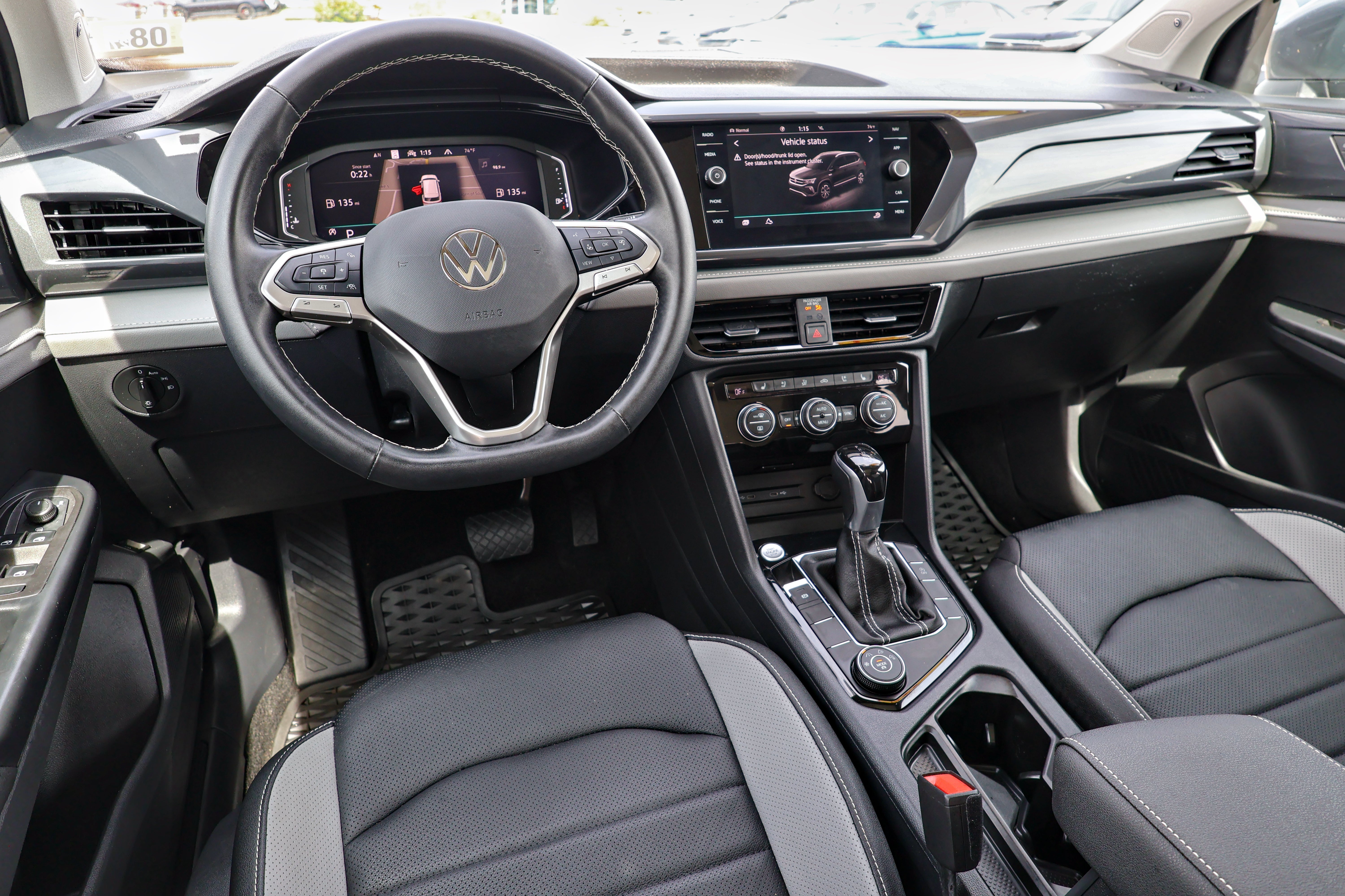 2024 Volkswagen Taos 1.5T SEL