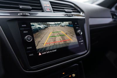 2022 Volkswagen Tiguan SE R-Line Black