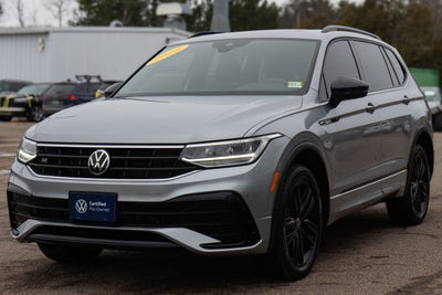 2022 Volkswagen Tiguan SE R-Line Black