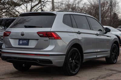 2022 Volkswagen Tiguan SE R-Line Black