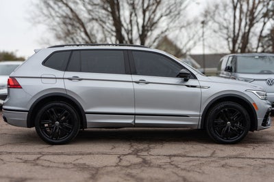 2022 Volkswagen Tiguan SE R-Line Black