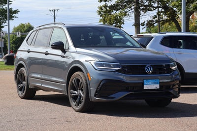 2023 Volkswagen Tiguan 2.0T SE R-Line Black