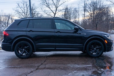 2023 Volkswagen Tiguan SE R-Line Black