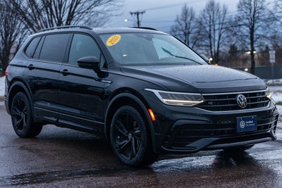 2023 Volkswagen Tiguan SE R-Line Black