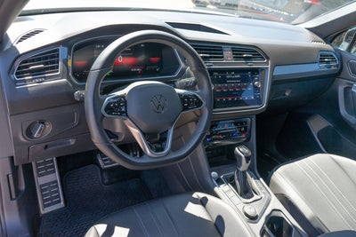 2024 Volkswagen Tiguan 2.0T SE R-Line Black