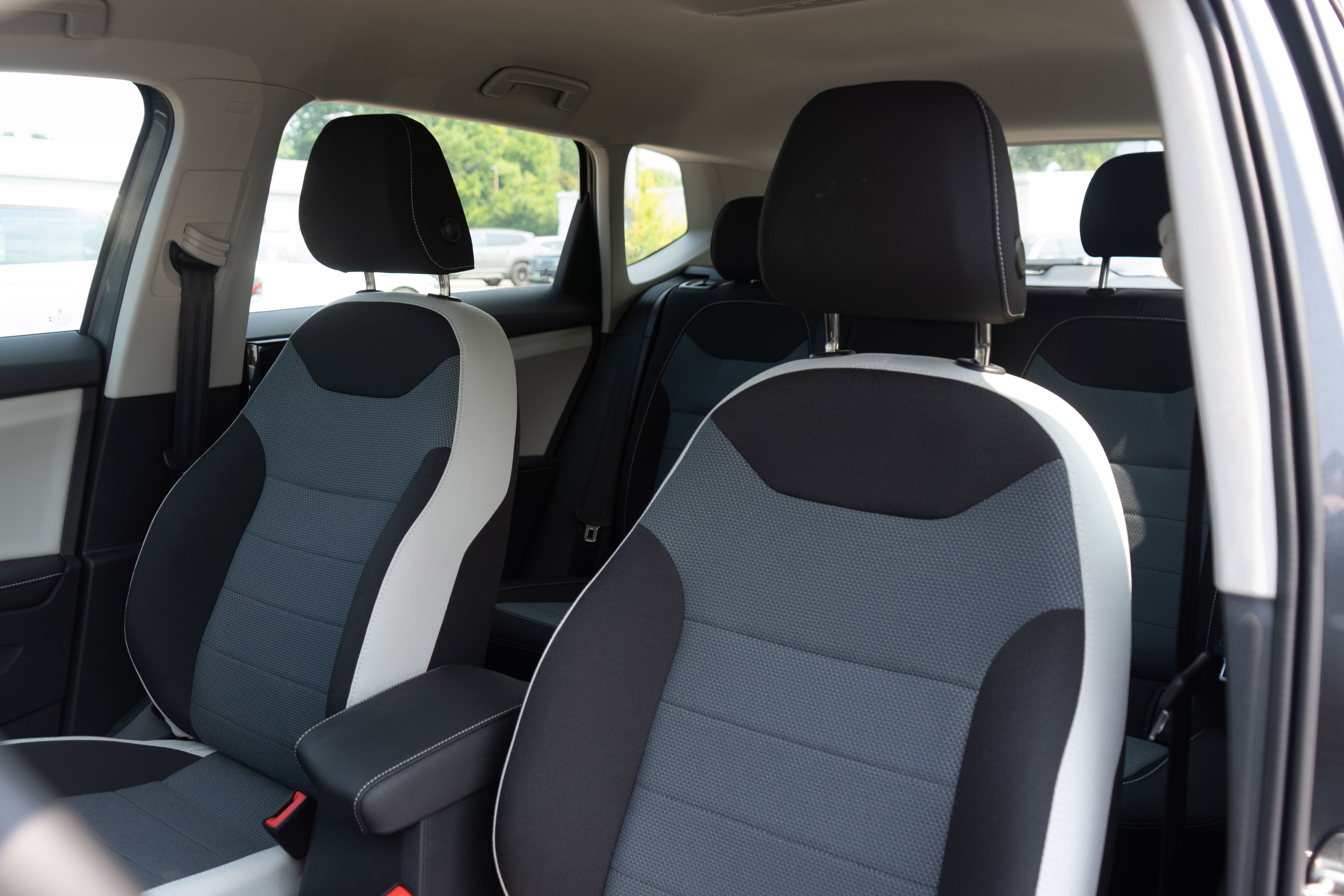 2025 Volkswagen Taos S