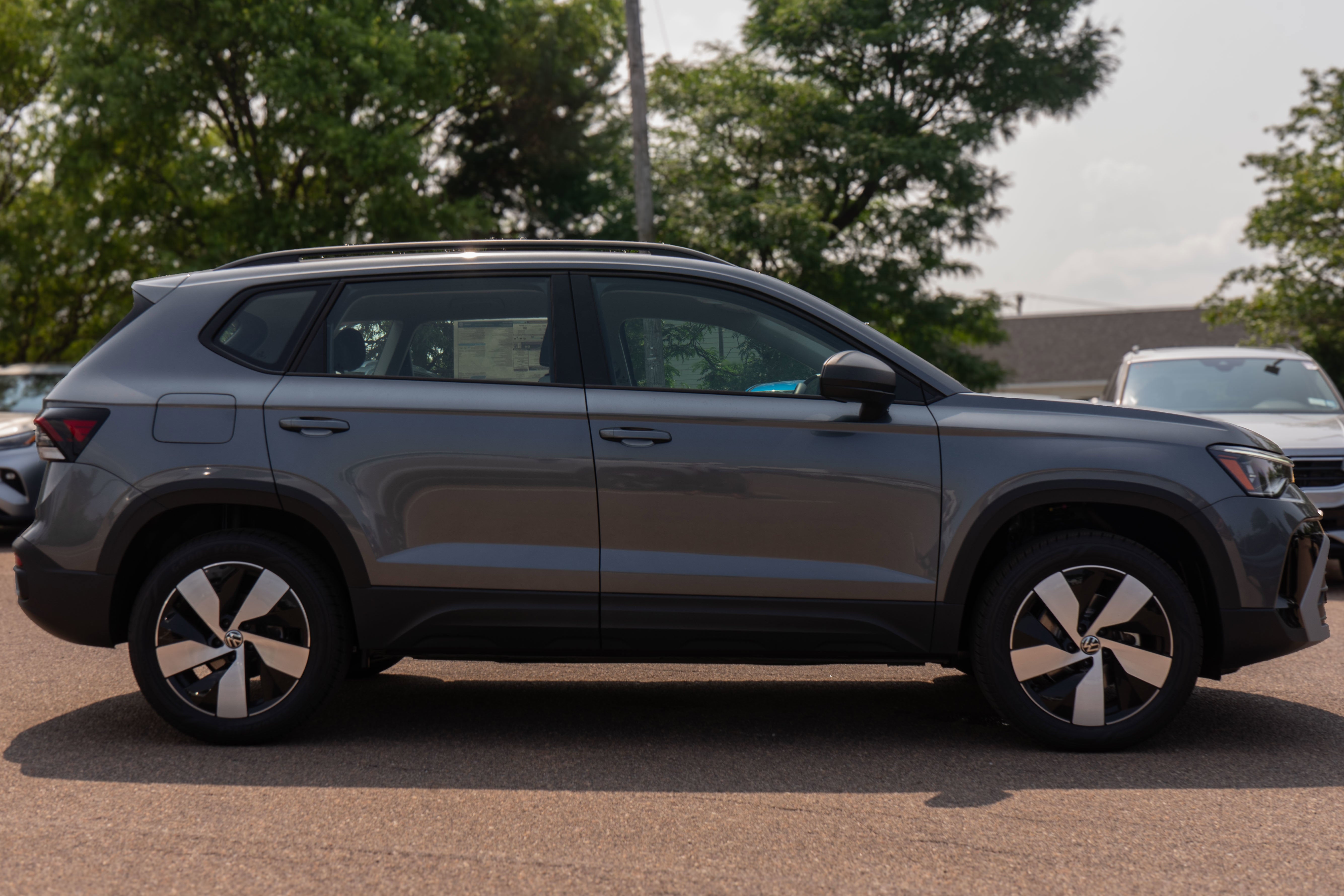 2025 Volkswagen Taos S