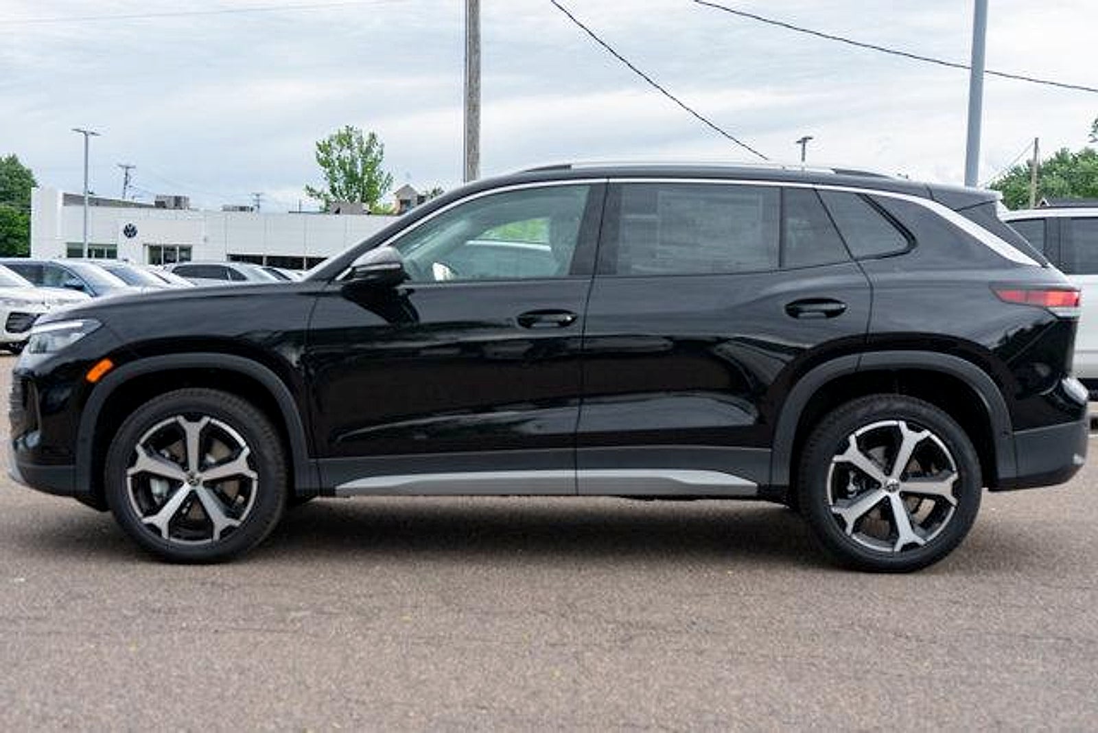 2026 Volkswagen Tiguan SE