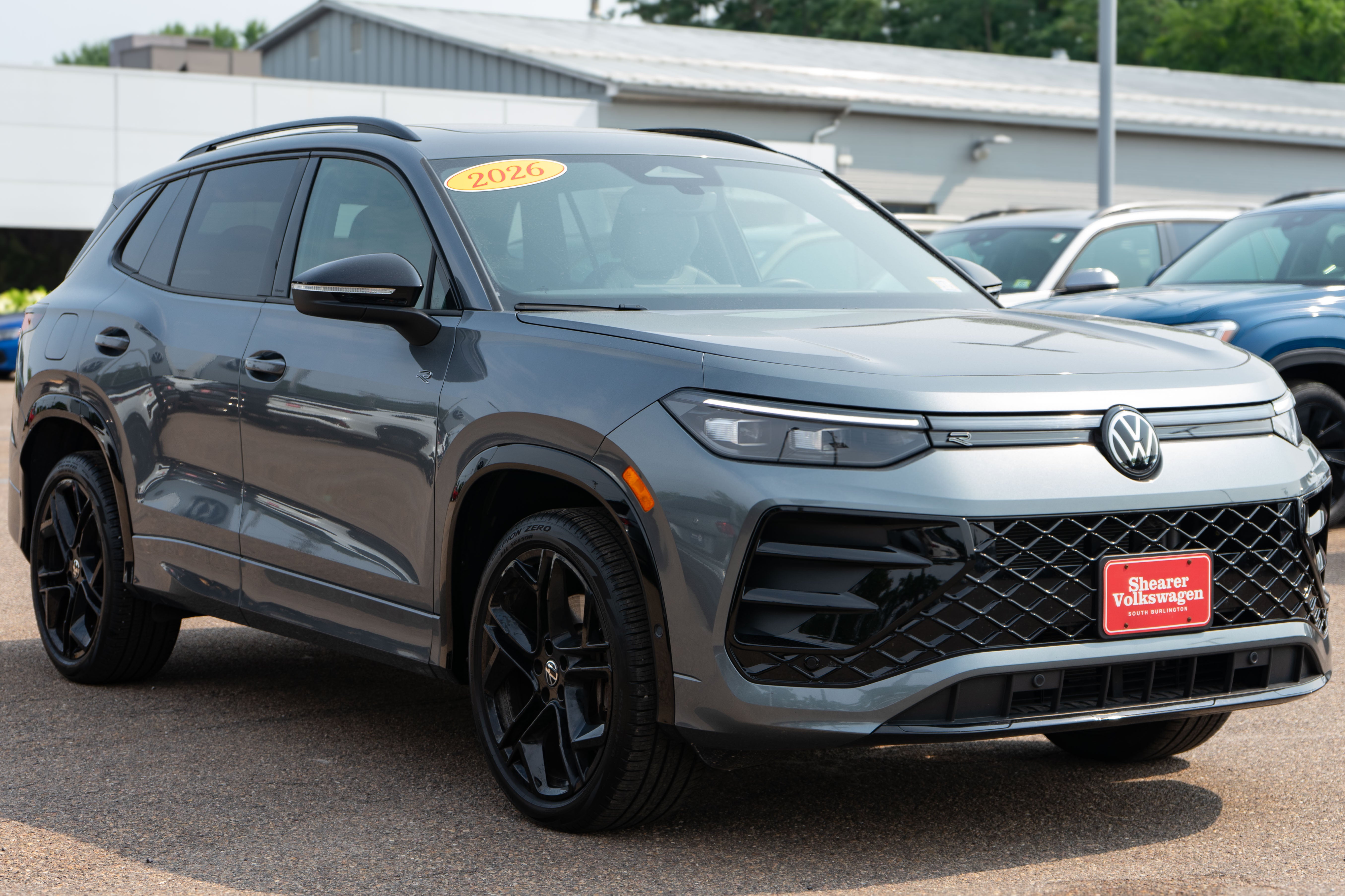2026 Volkswagen Tiguan SE R-Line Black