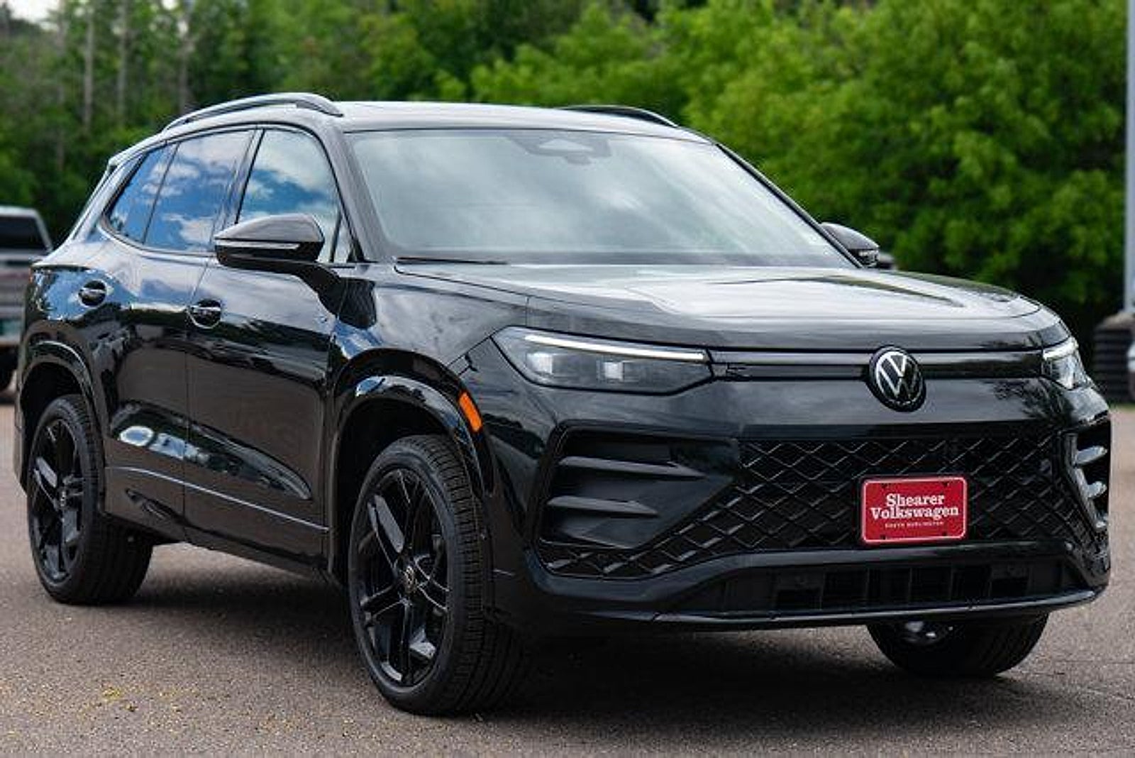 2026 Volkswagen Tiguan SE R-Line Black