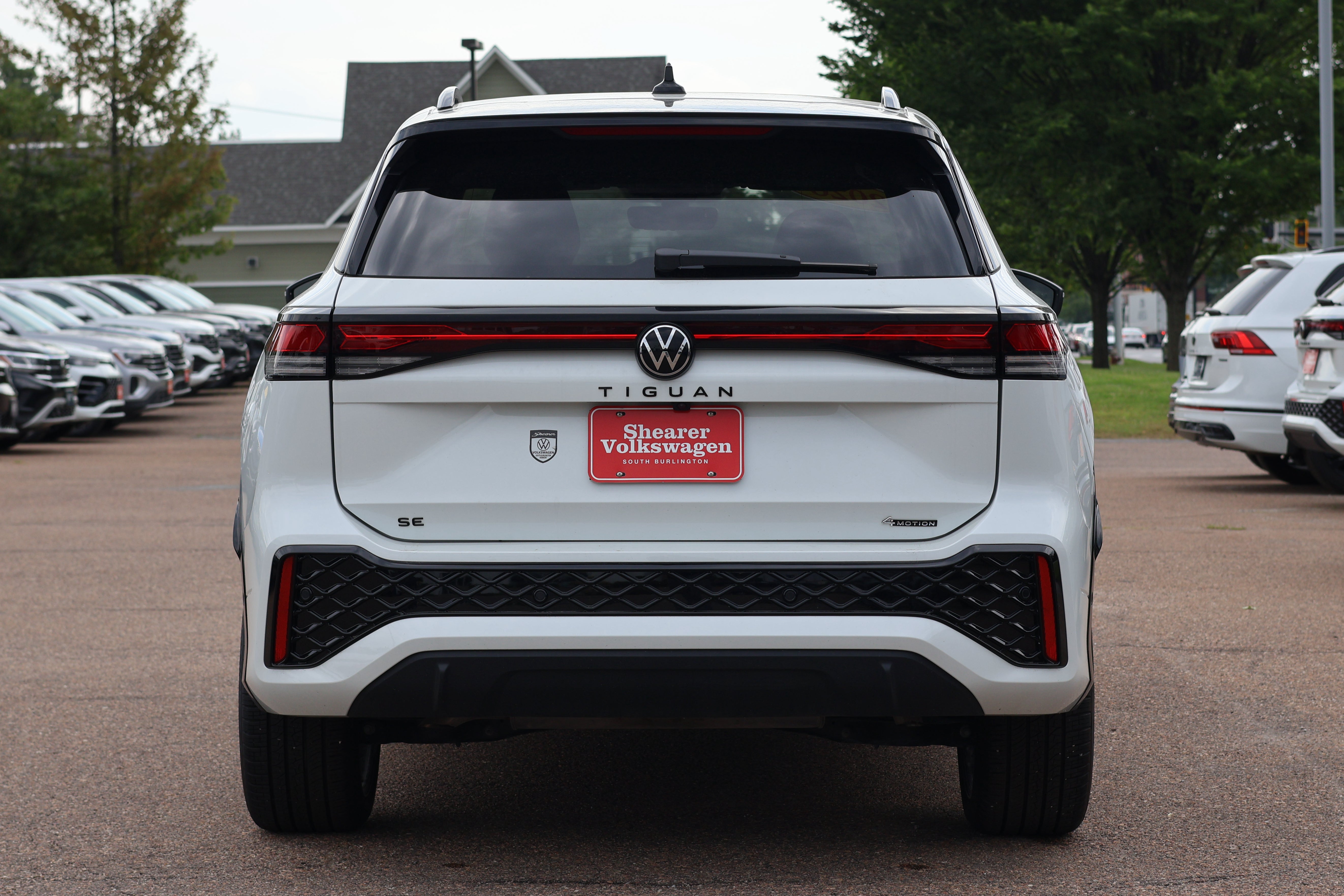 2026 Volkswagen Tiguan SE R-Line Black