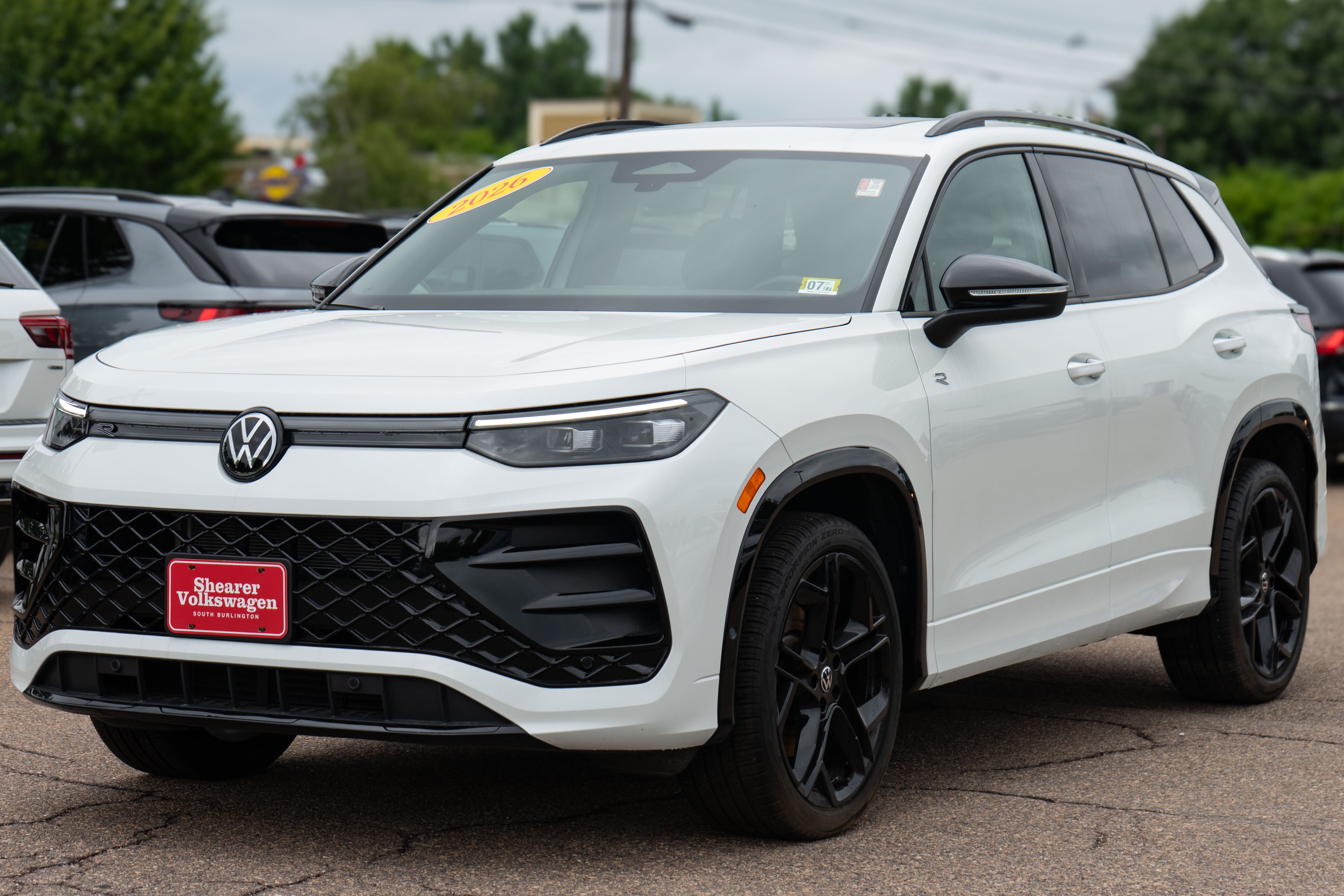 2026 Volkswagen Tiguan SE R-Line Black